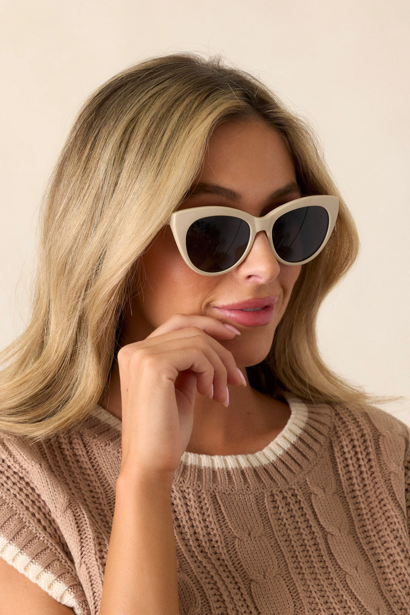 Here Comes the Sun White Rounded Cat-Eye Sunglasses