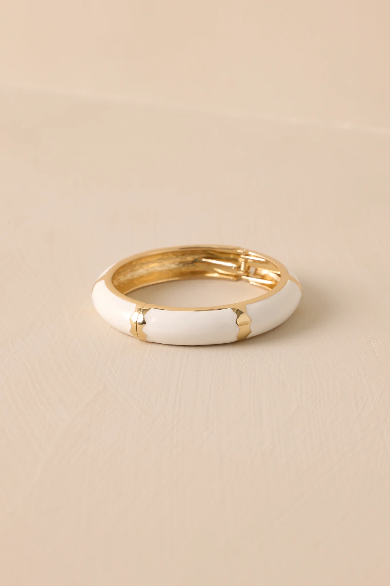 Modern Luxury White Hinged Bracelet
