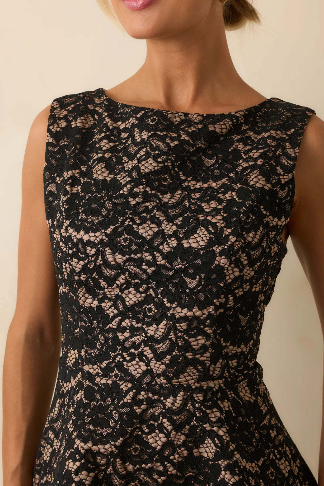 Black Floral Lace Sleeveless Maxi Dress