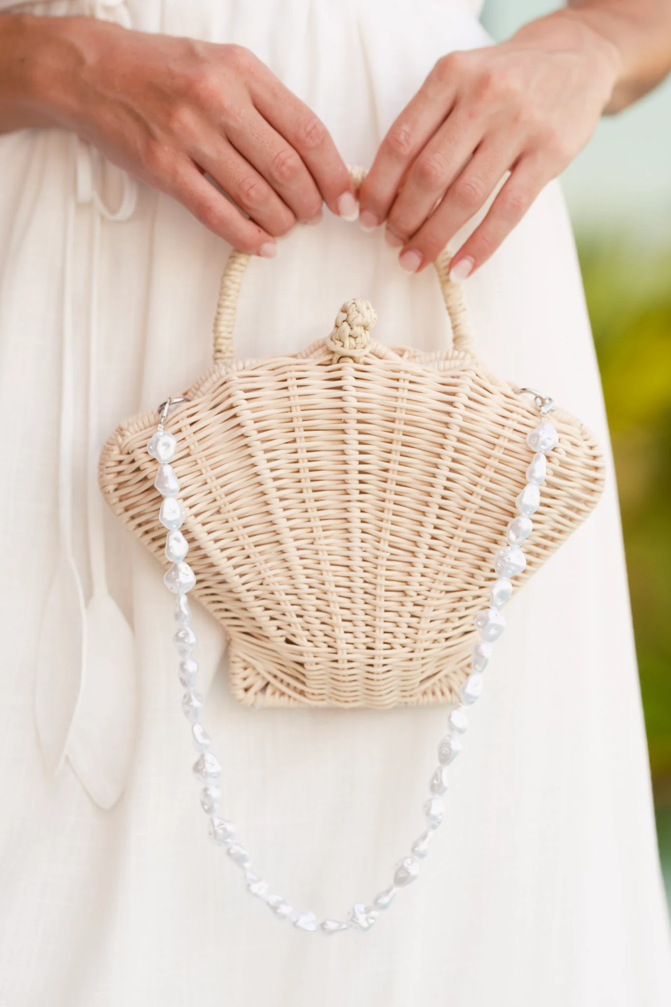 That Sunkissed Glow Ivory Rattan Structured Seashell Handbag