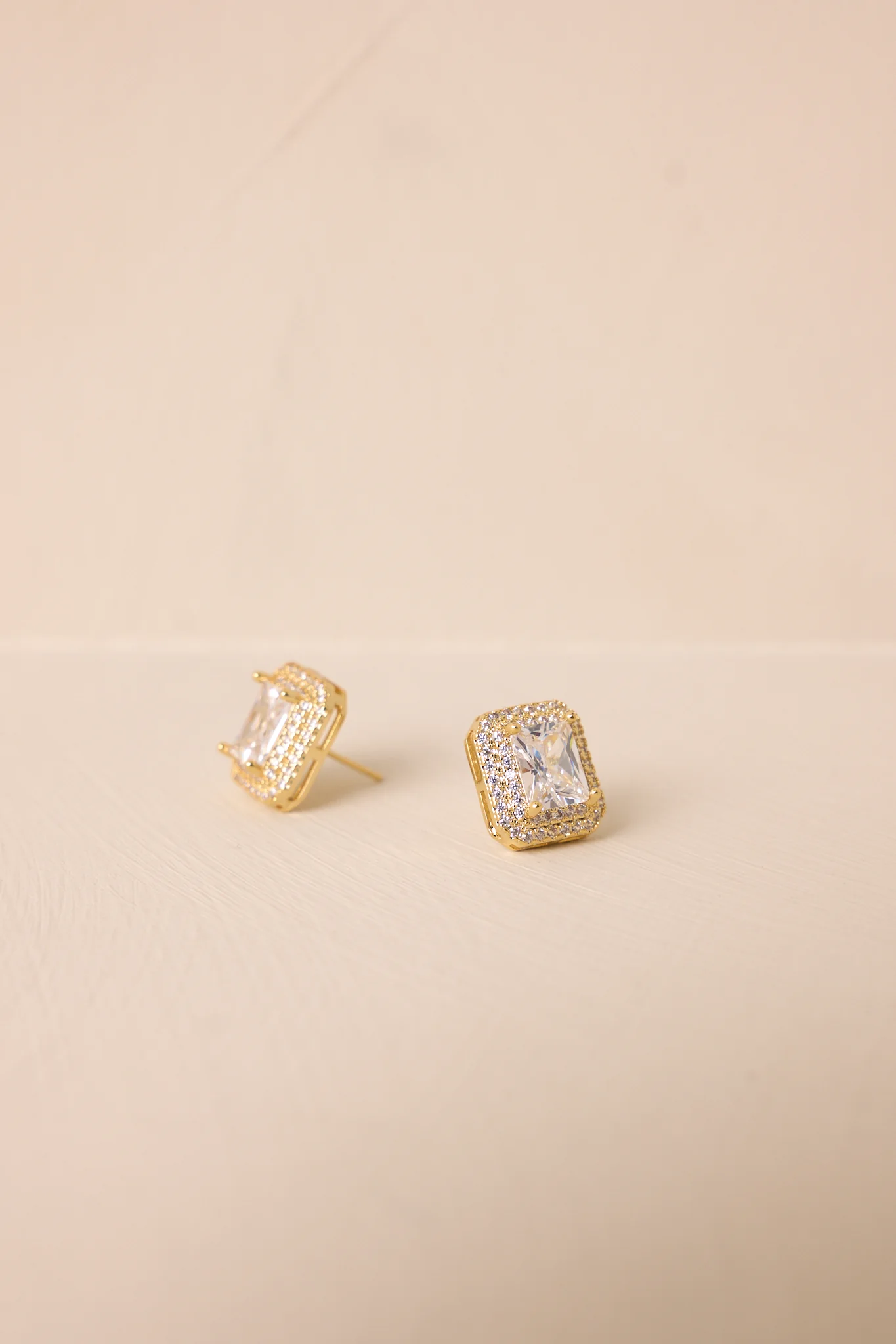 Glimmering Dust Gold Rhinestone Earrings