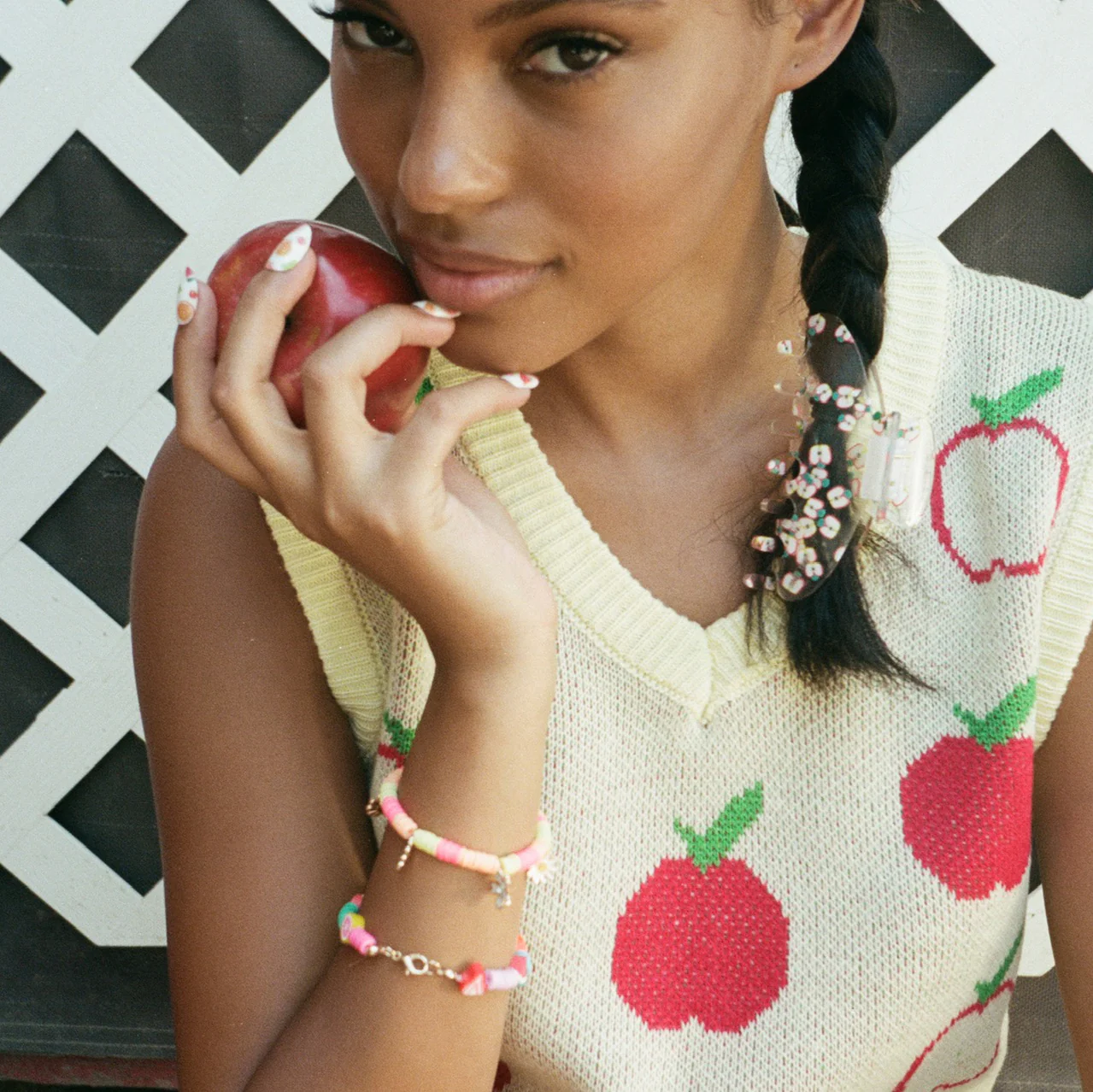 Big Effing Clip in Apple of My Eye