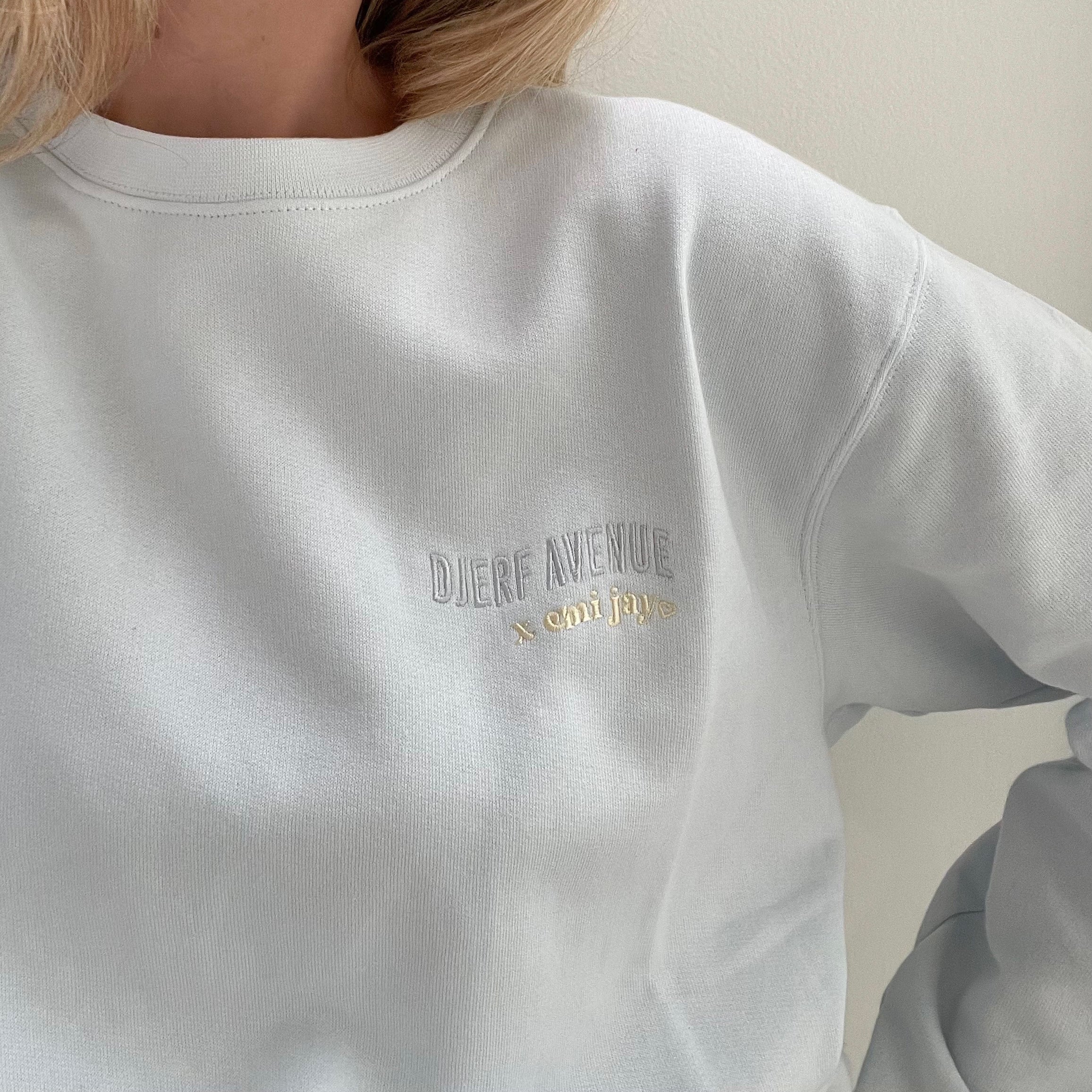 Staple Sweatshirt in Dream Cake