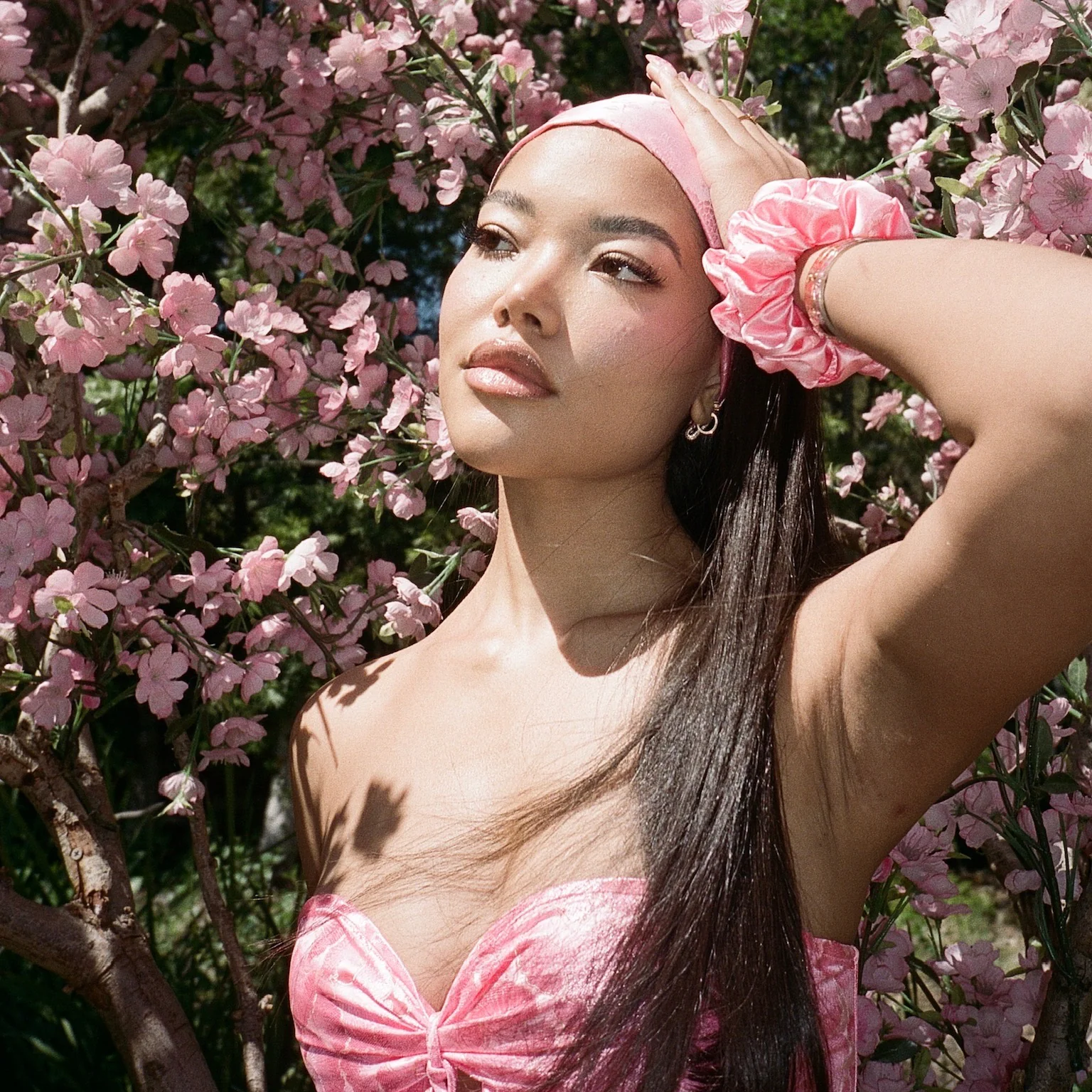 Hanbok Headband in Pink Nabi