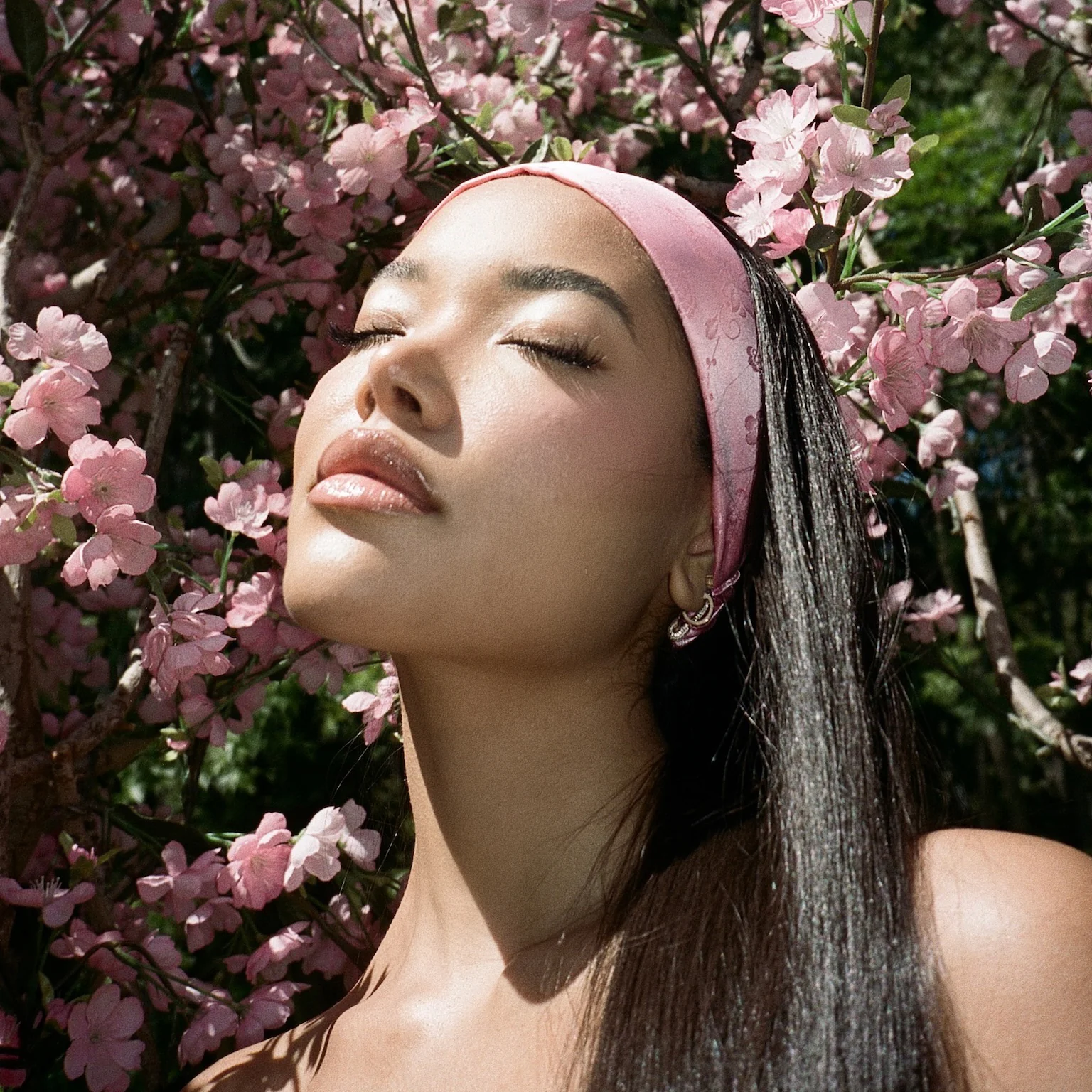 Hanbok Headband in Pink Nabi