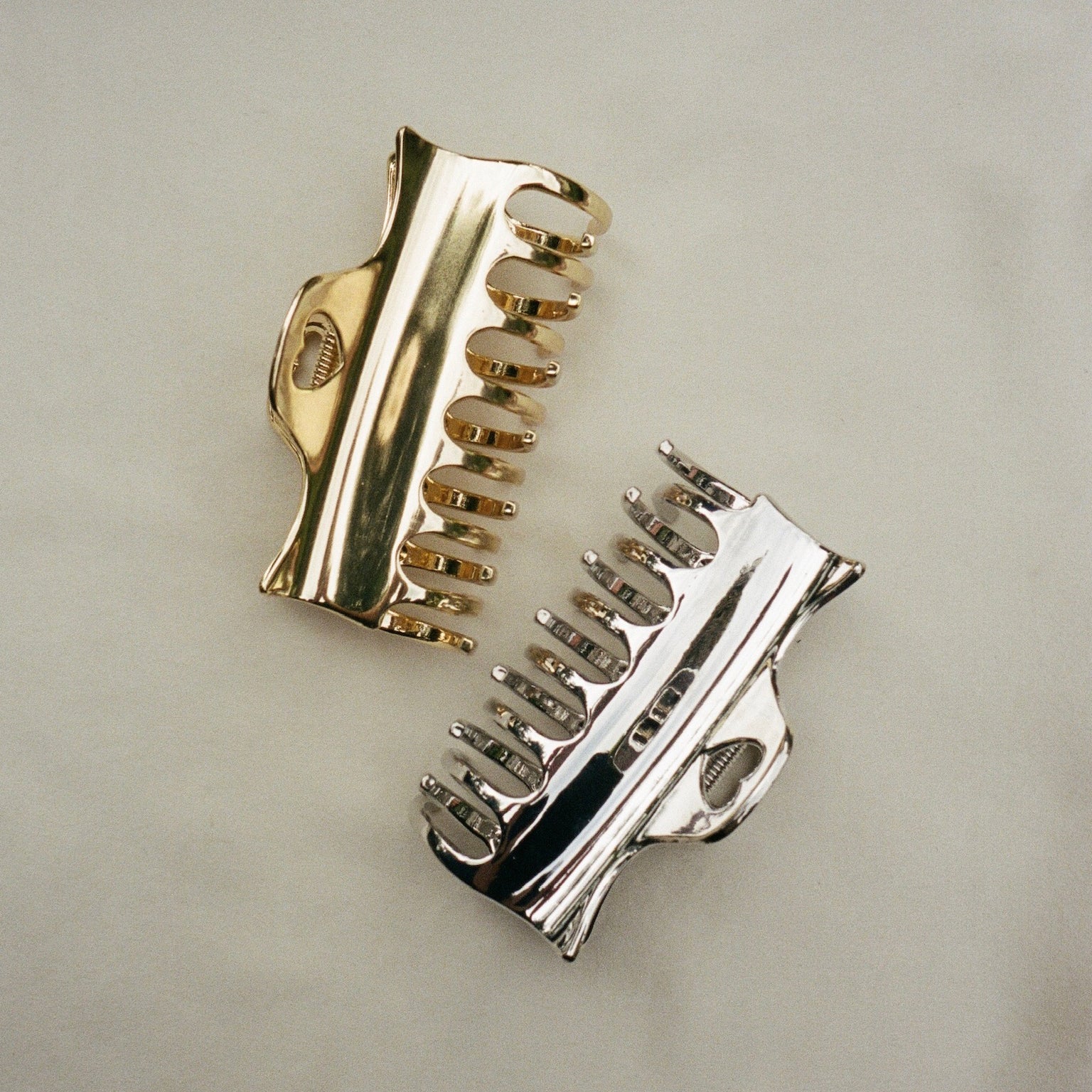 Heartbreaker Clip in Gold Tiara