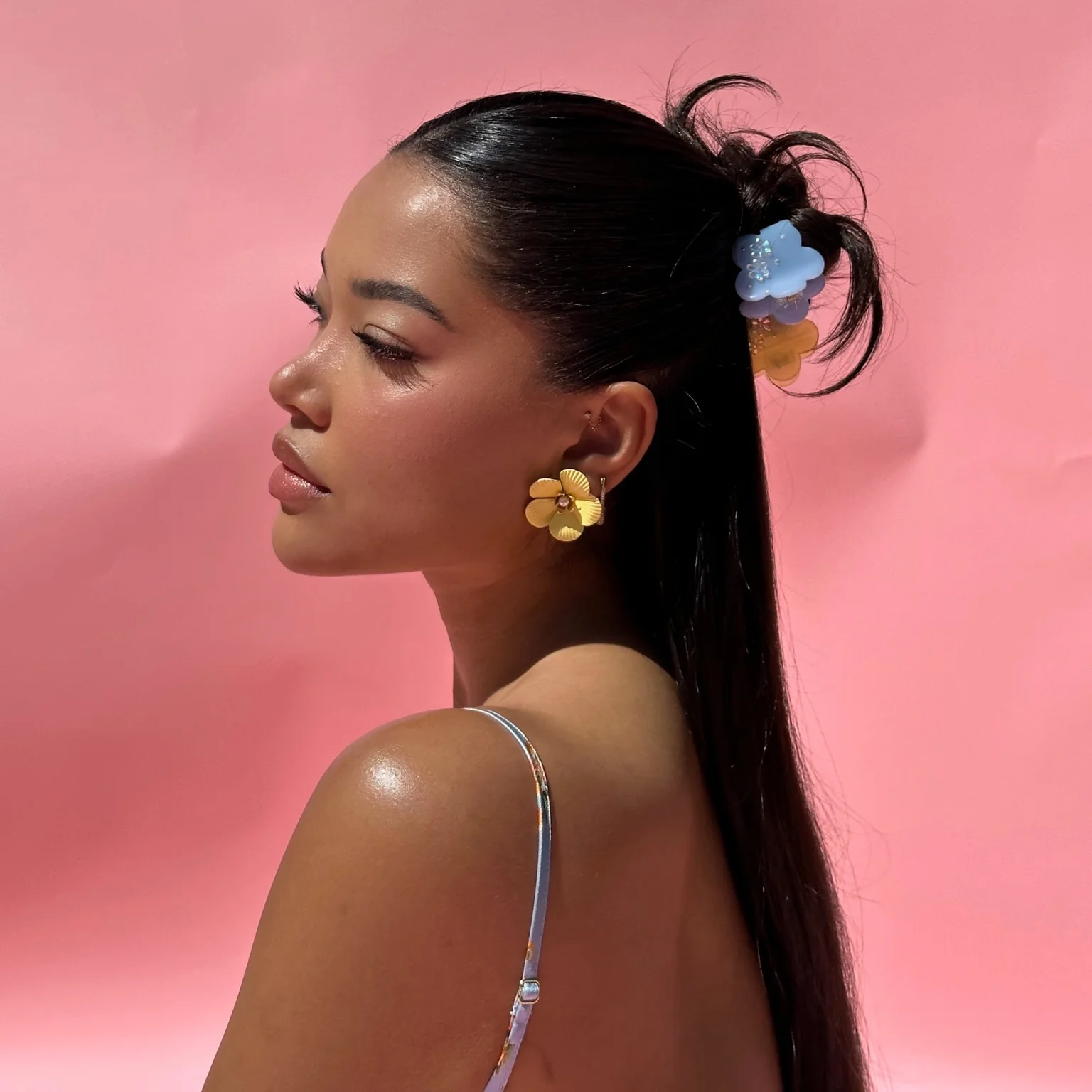 Midi Blossom Clip in Ginkgo