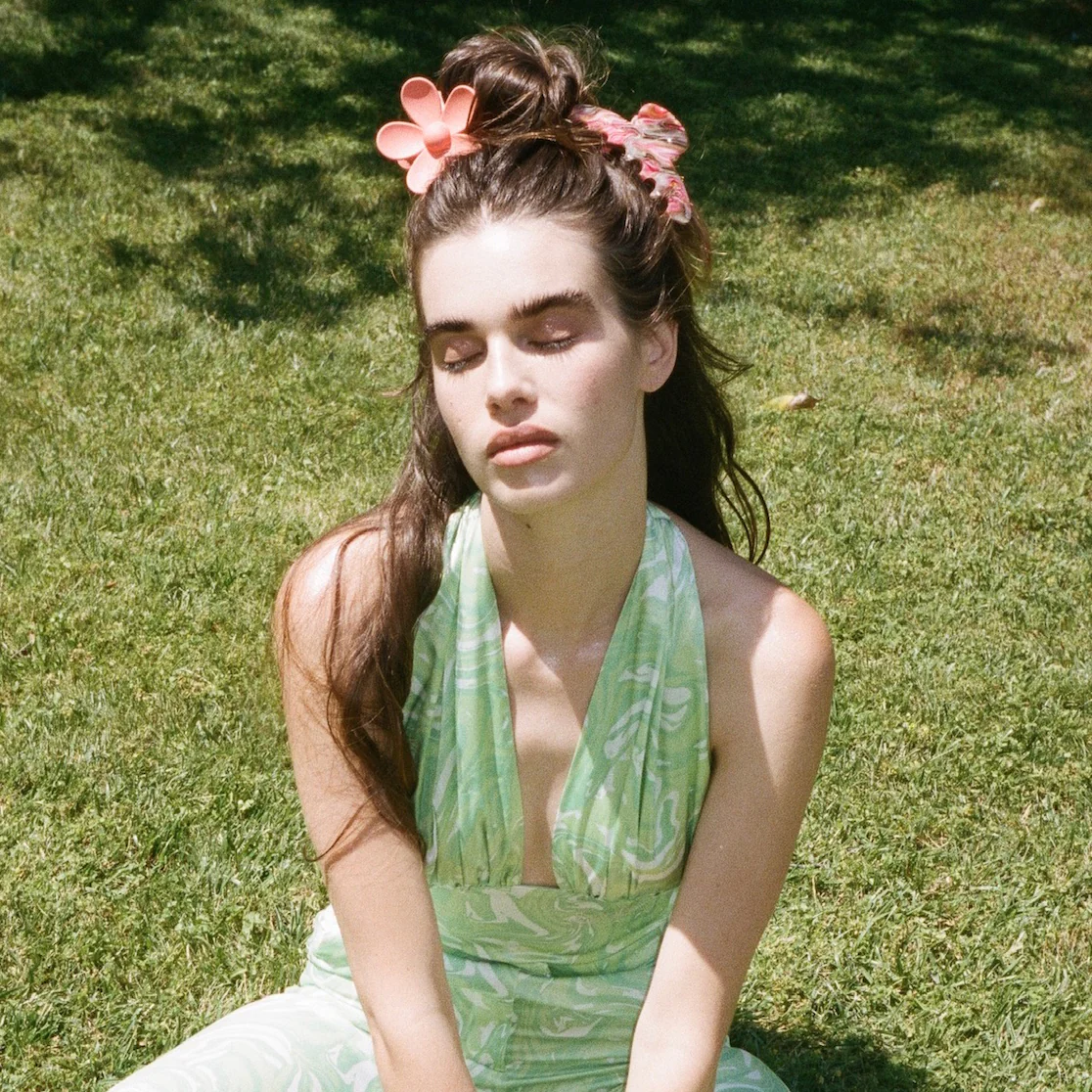 Big Daisy Clip in Clementine