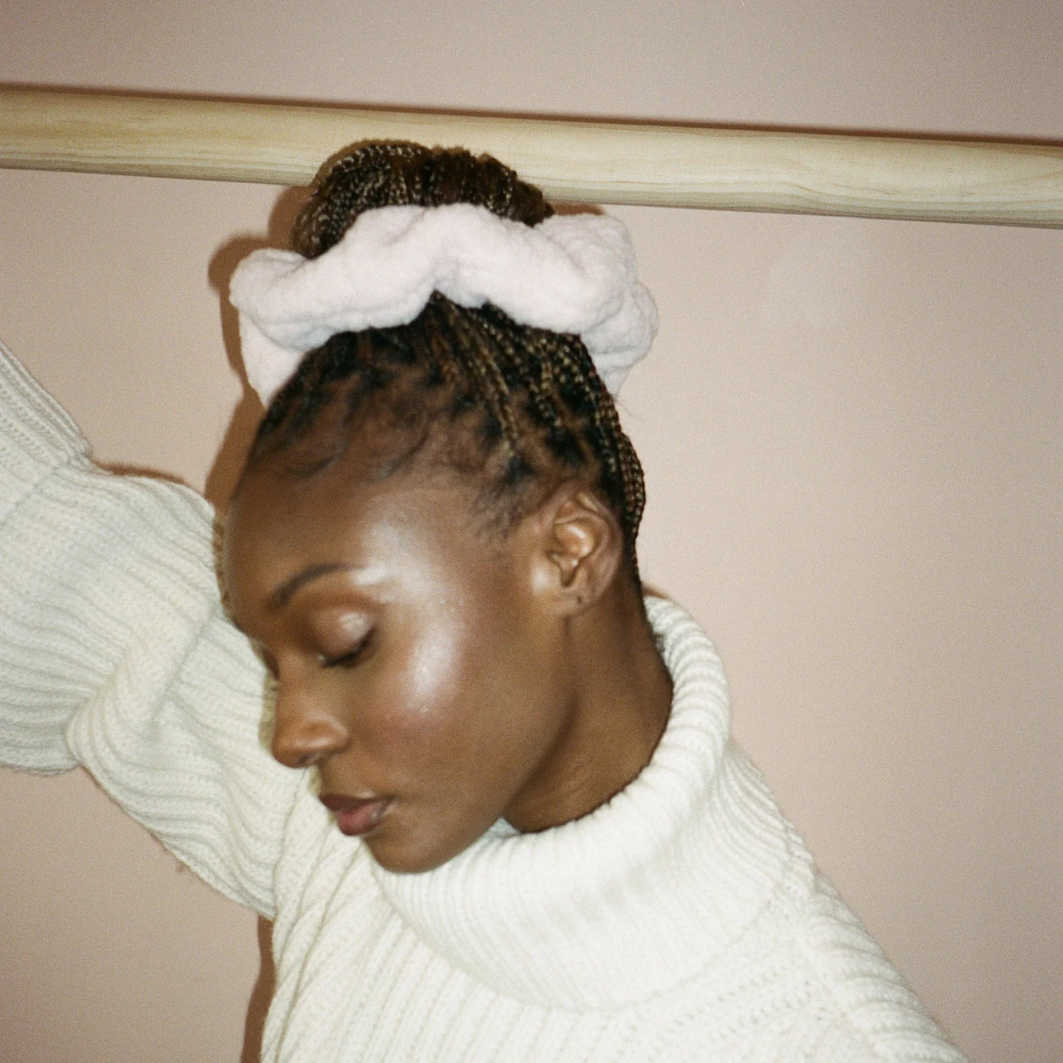 Sherpa Scrunchie in Milk