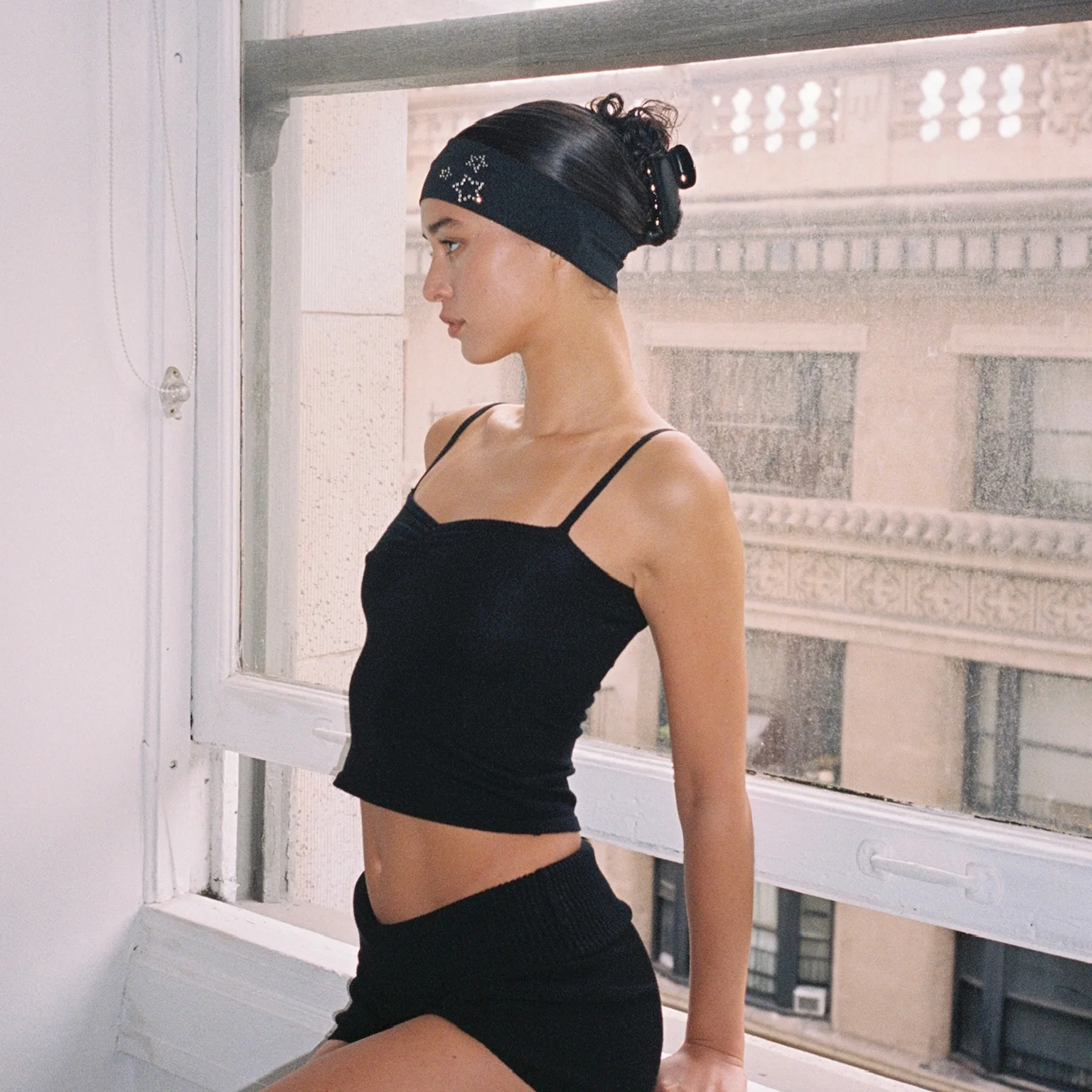 Star Headband in Noir