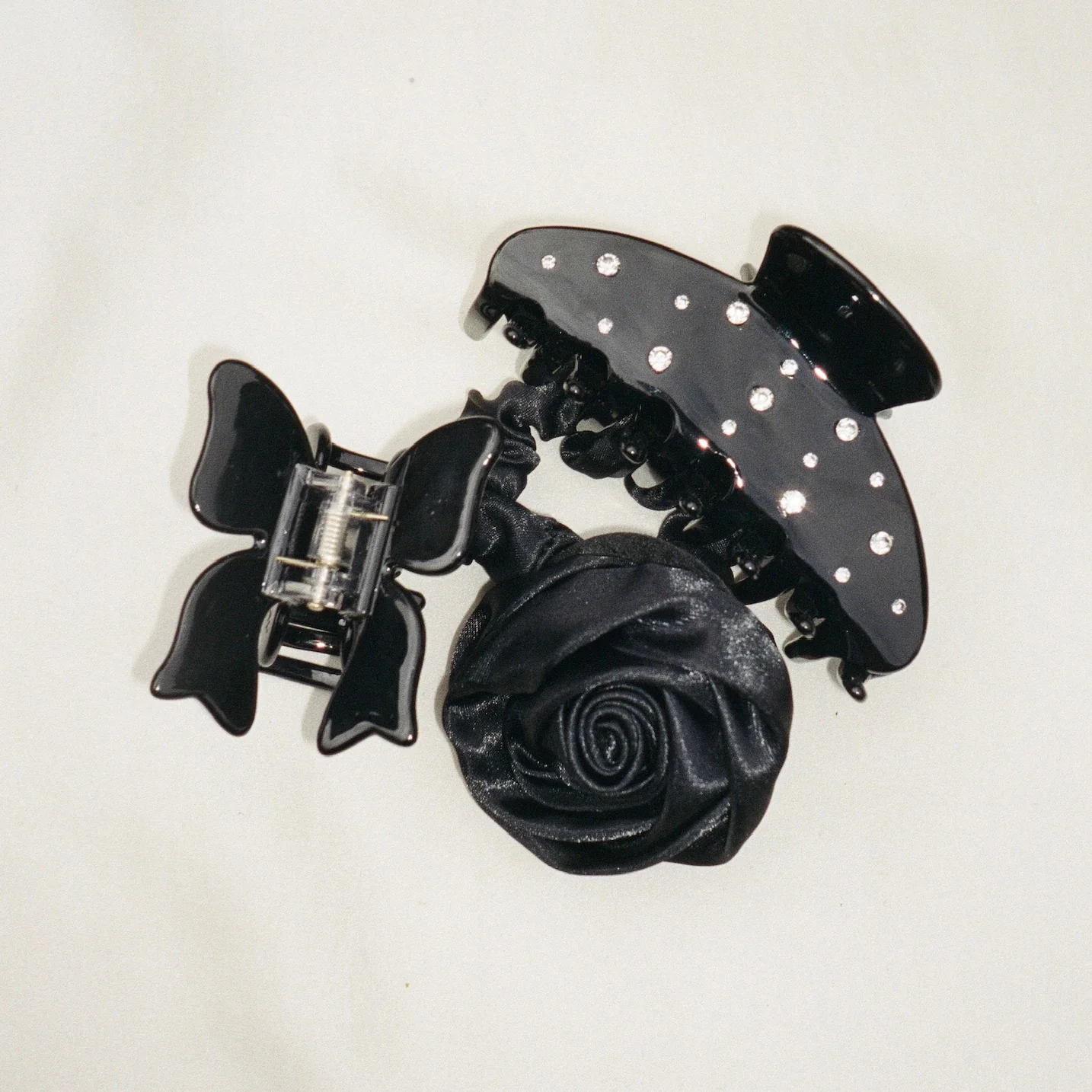 Bow Clip in Fireside