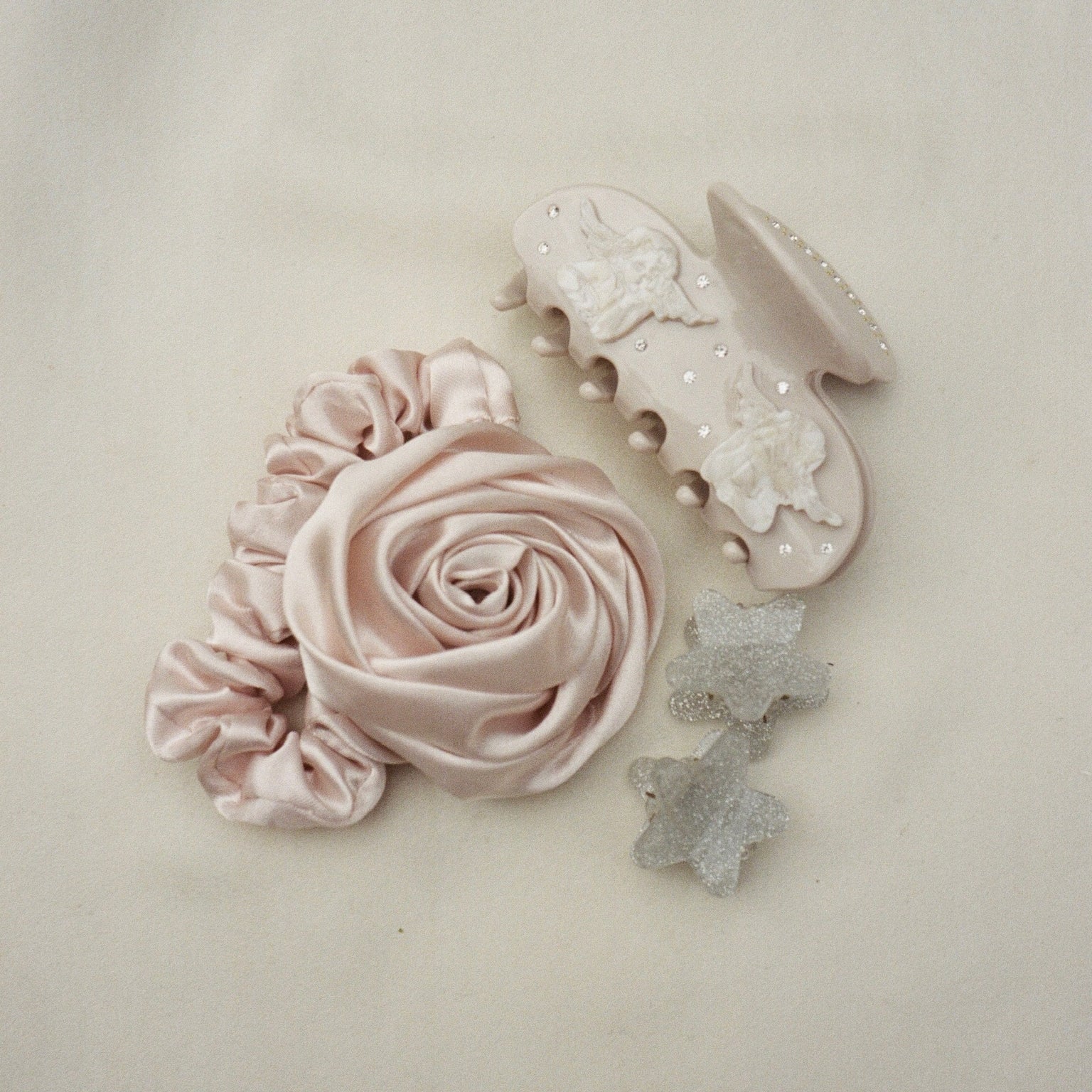 Rosette Scrunchie in Custard