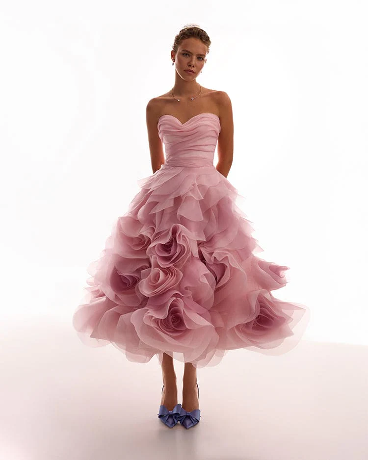 Dramatic flowered organza midi dress in misty rose, Glow-Up