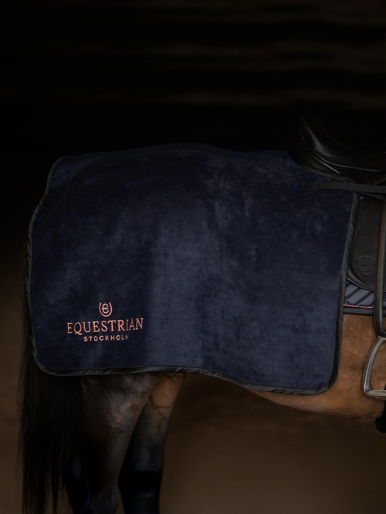 Heavy Fleece Quarter Blanket Dark Ocean