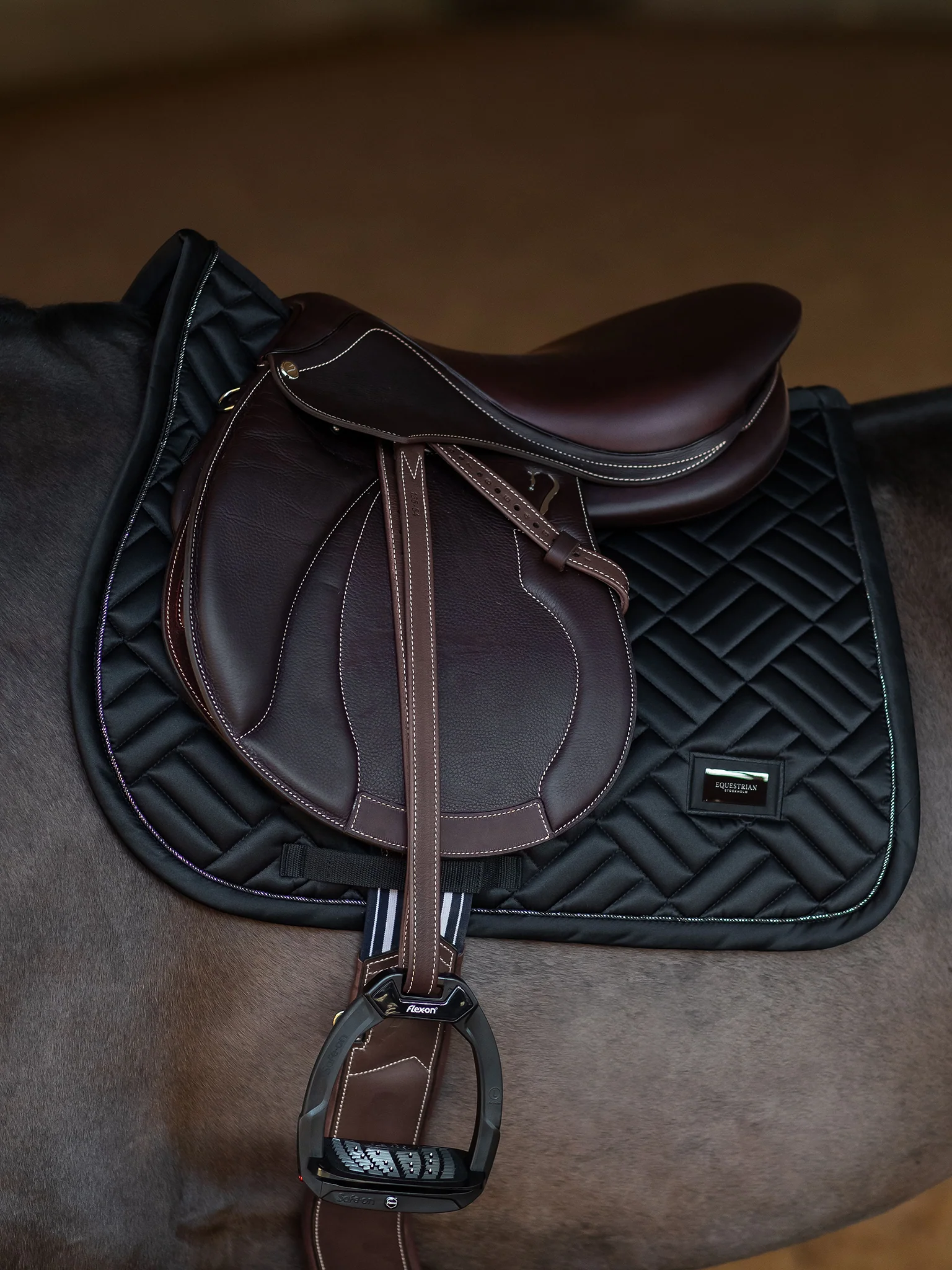 Jump Saddle Pad Modern Black