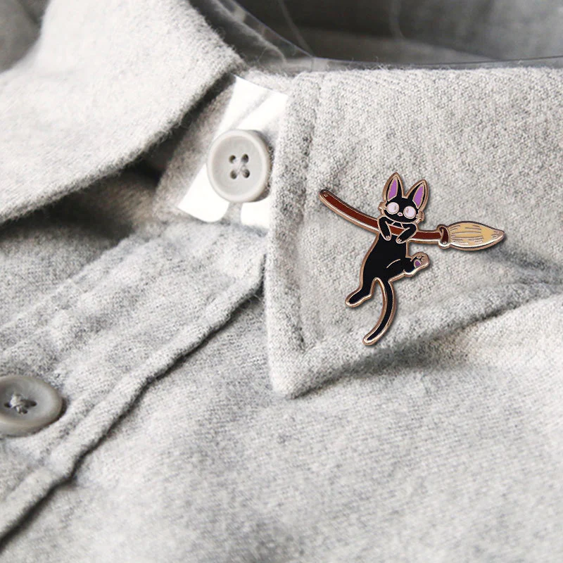 Kiki’s Delivery Service Enamel Pin