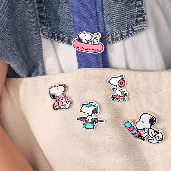 Peanuts Snoopy Enamel Pins