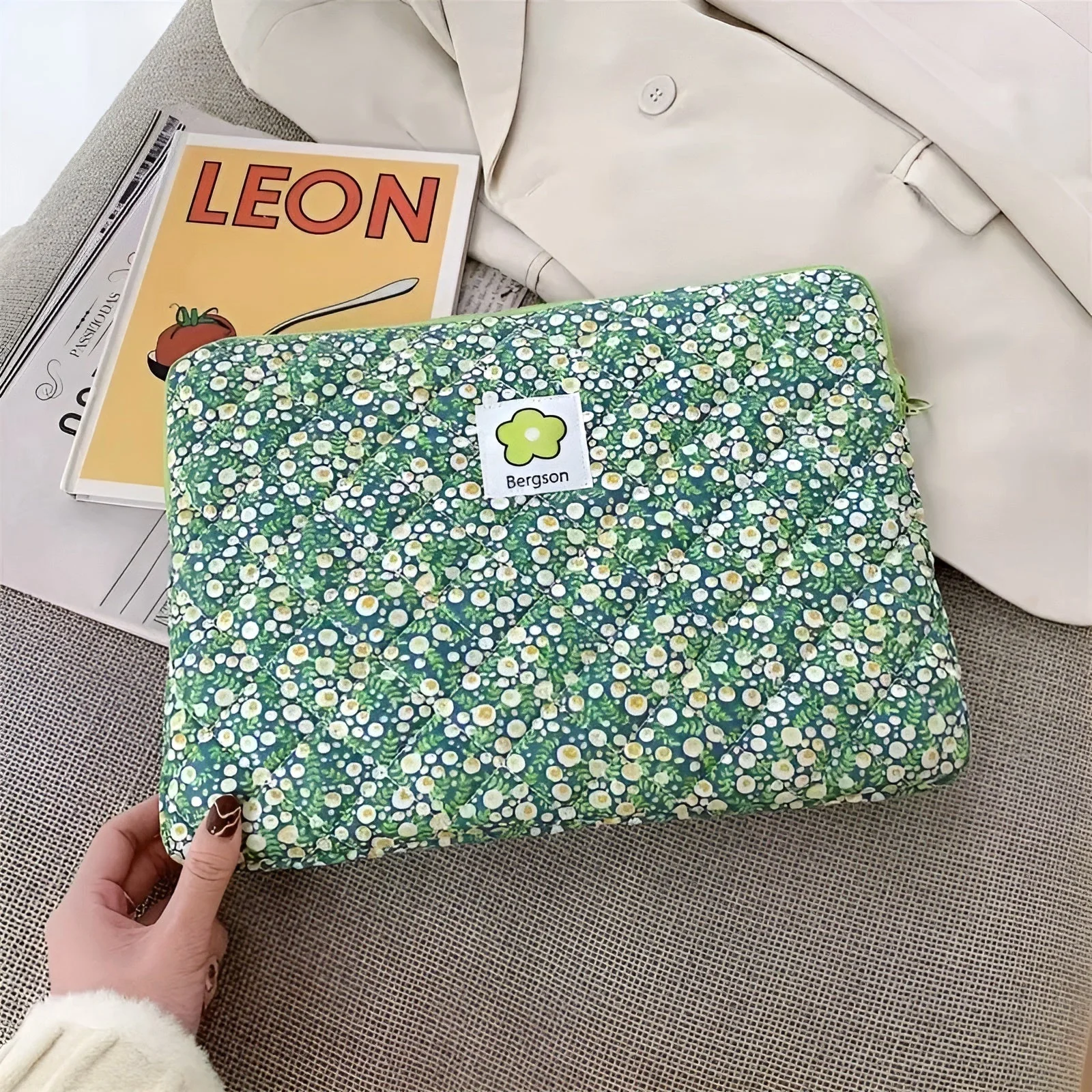 Floral Pattern Laptop Sleeve
