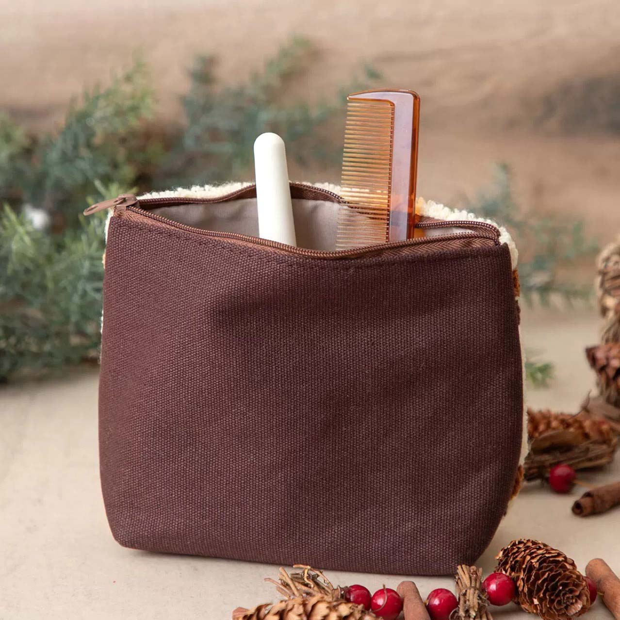 Tiny Acorn Treasure Pouch