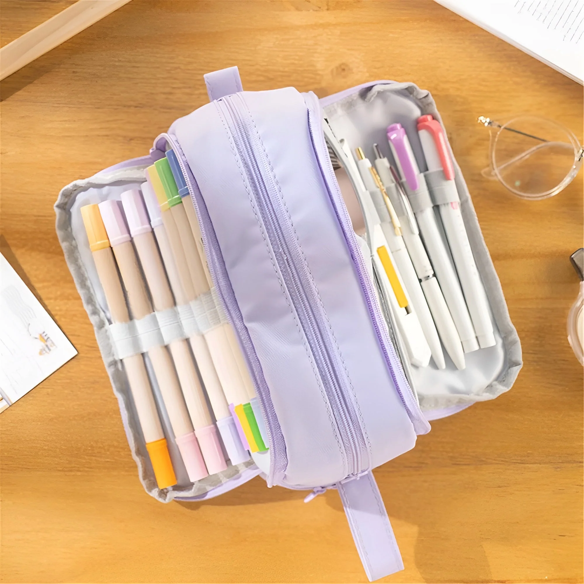 Glow Big Hold Pencil Box