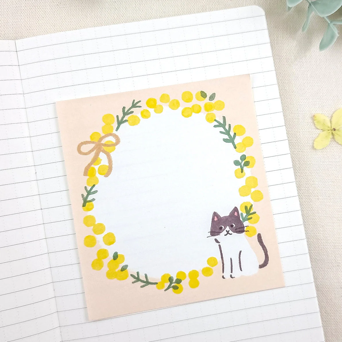 Four Design Note Pad with Cats