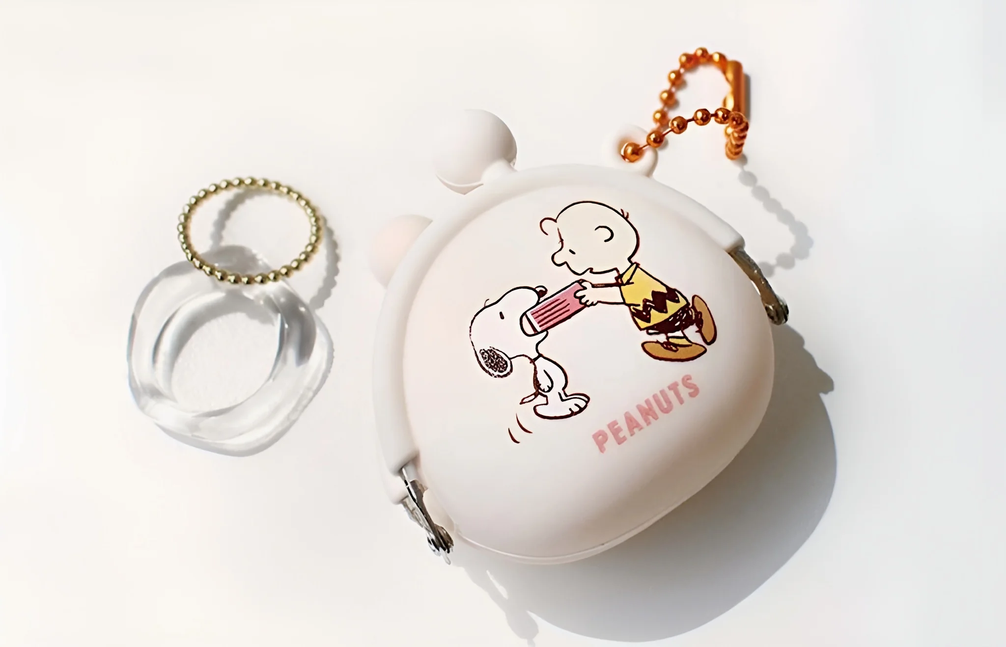 Peanuts Snoopy Mini Kiss Lock Coin Purse Surprise Pack