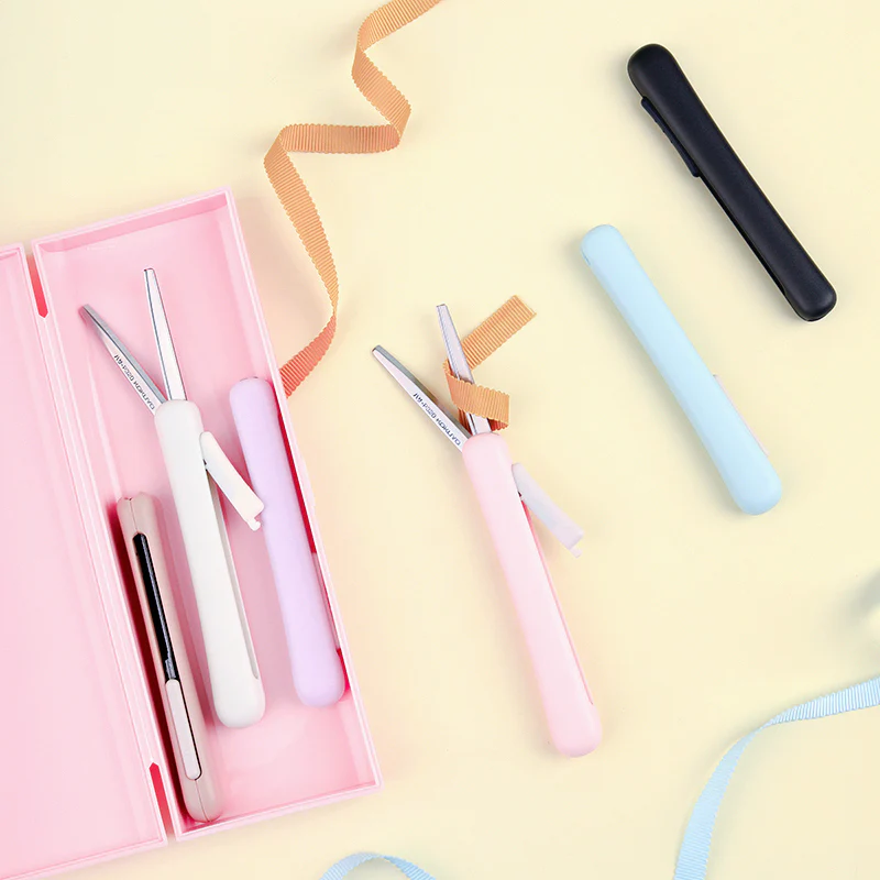 Compact Scissors with Slide Mechanism