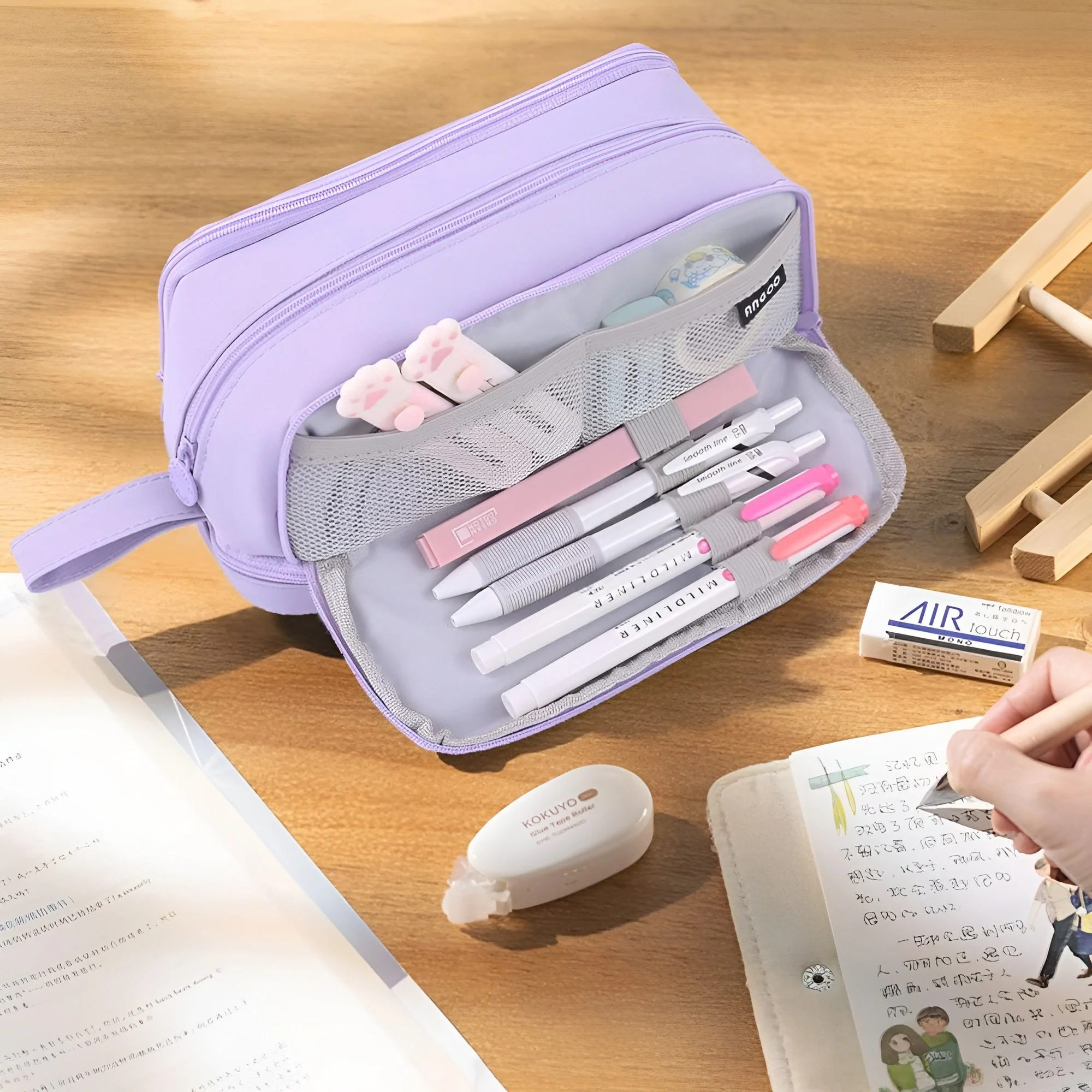 Glow Big Hold Pencil Box