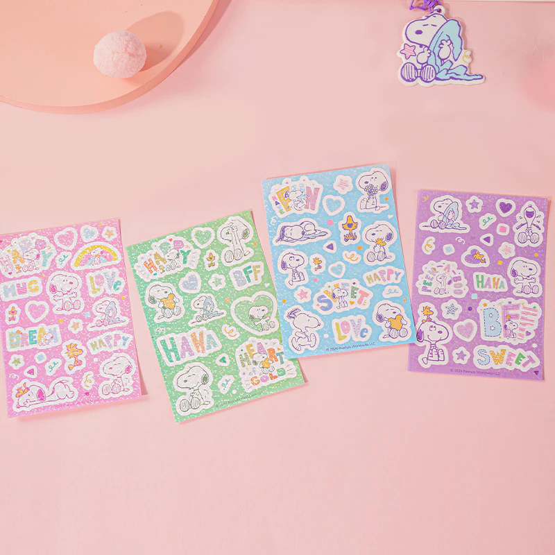 Peanuts Snoopy Holo Stickers & Pendant