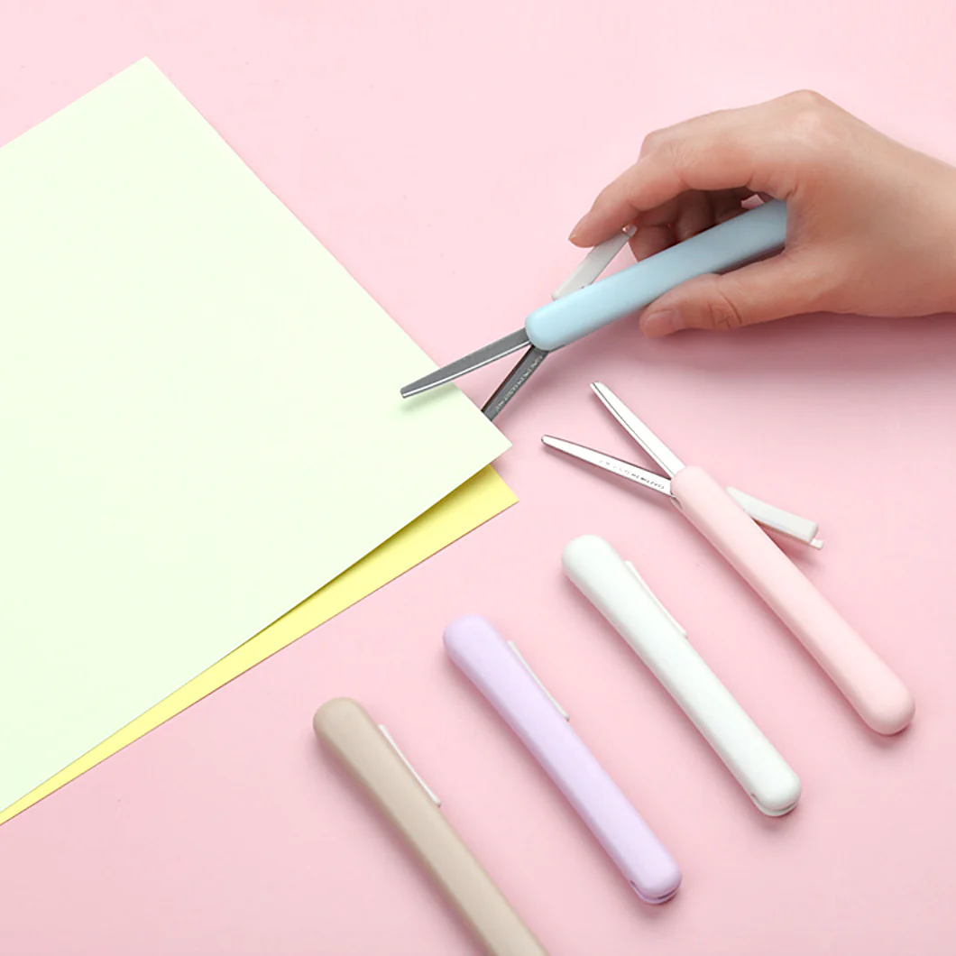 Compact Scissors with Slide Mechanism