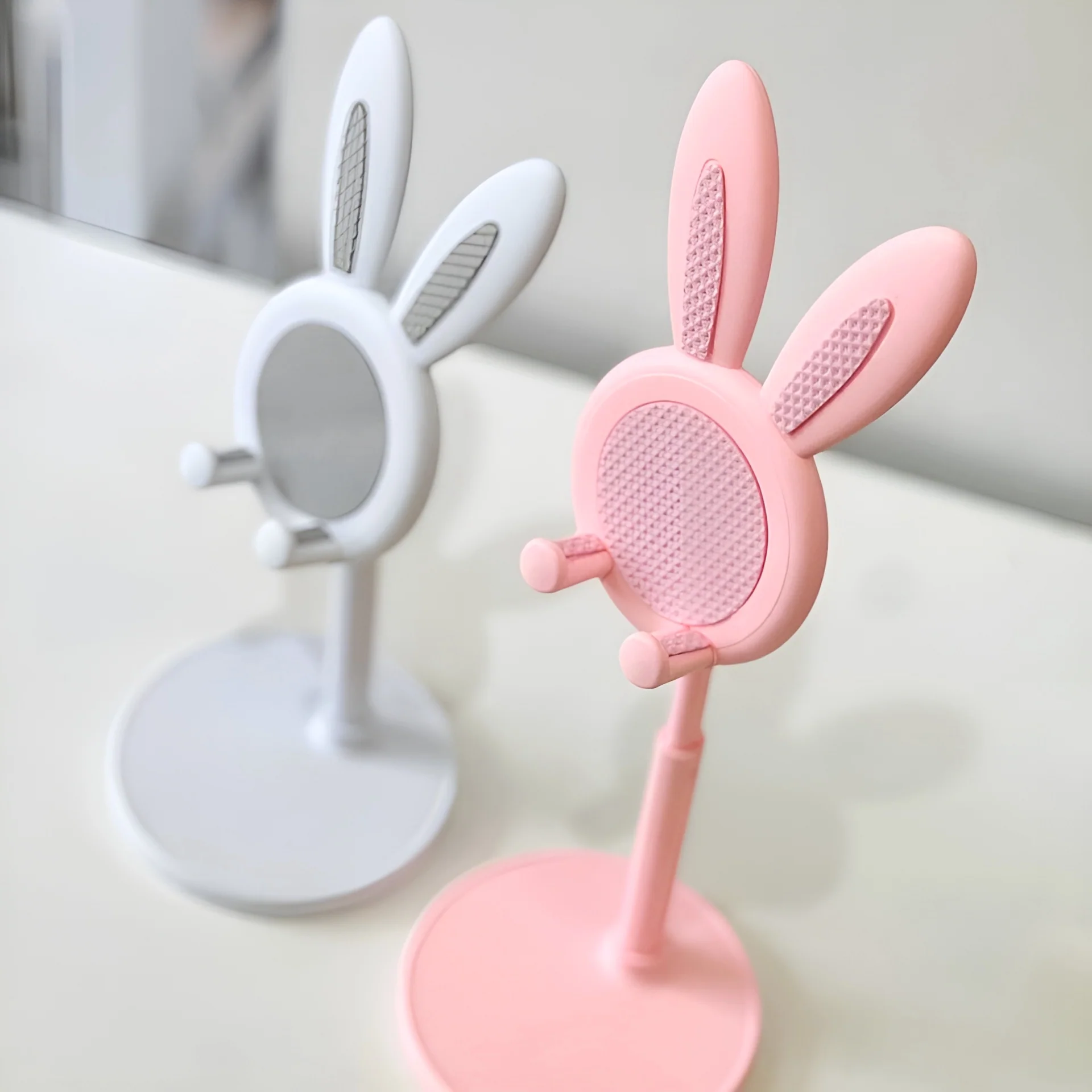 Extendable Bunny Ear Phone Stand