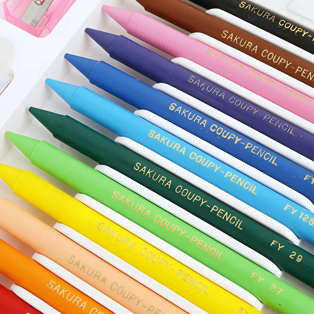 Hello Kitty Crayons Set