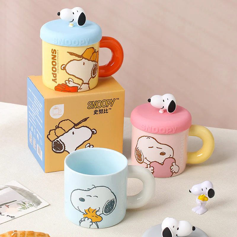 Snoopy Hug Mug