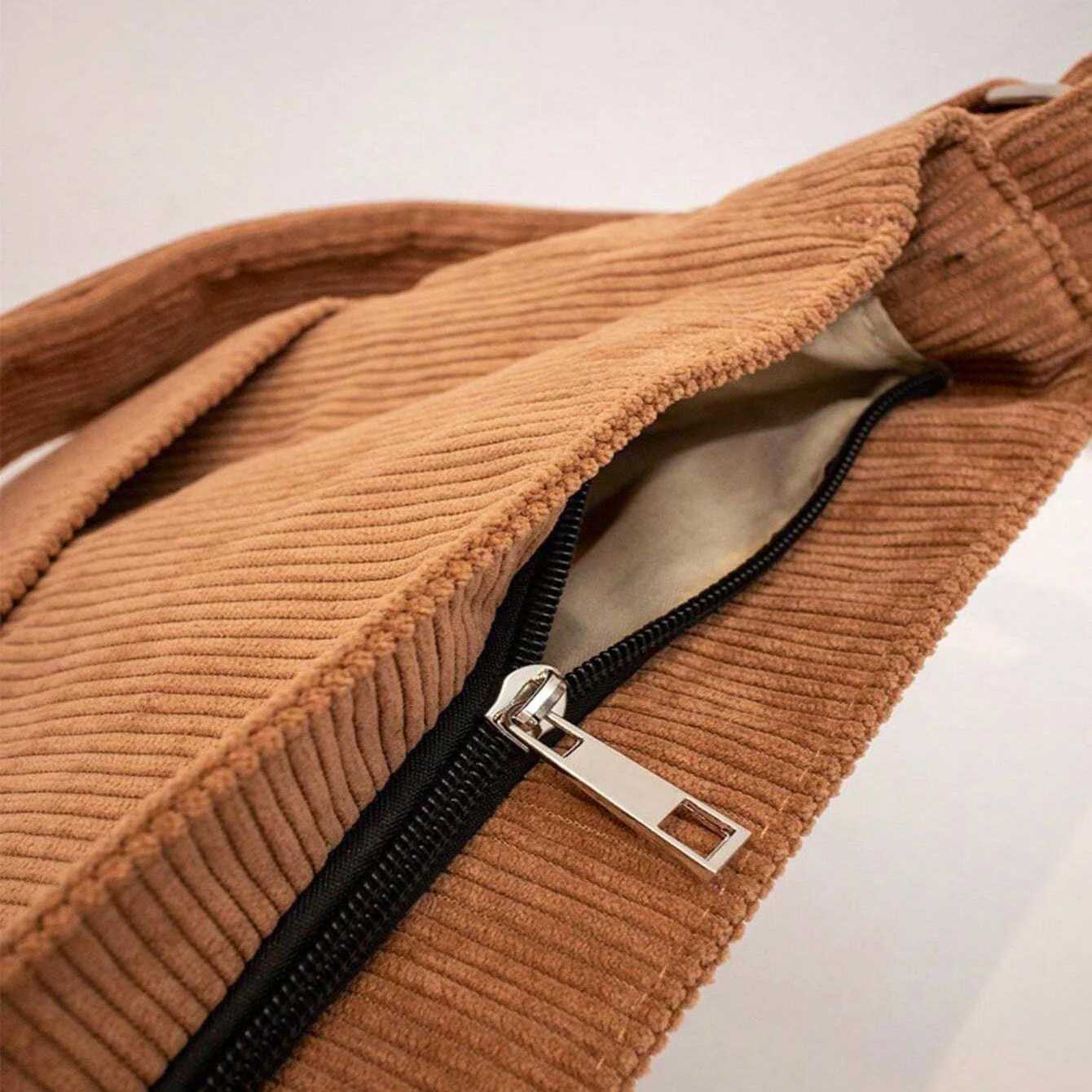 Everyday Corduroy Shoulder Tote