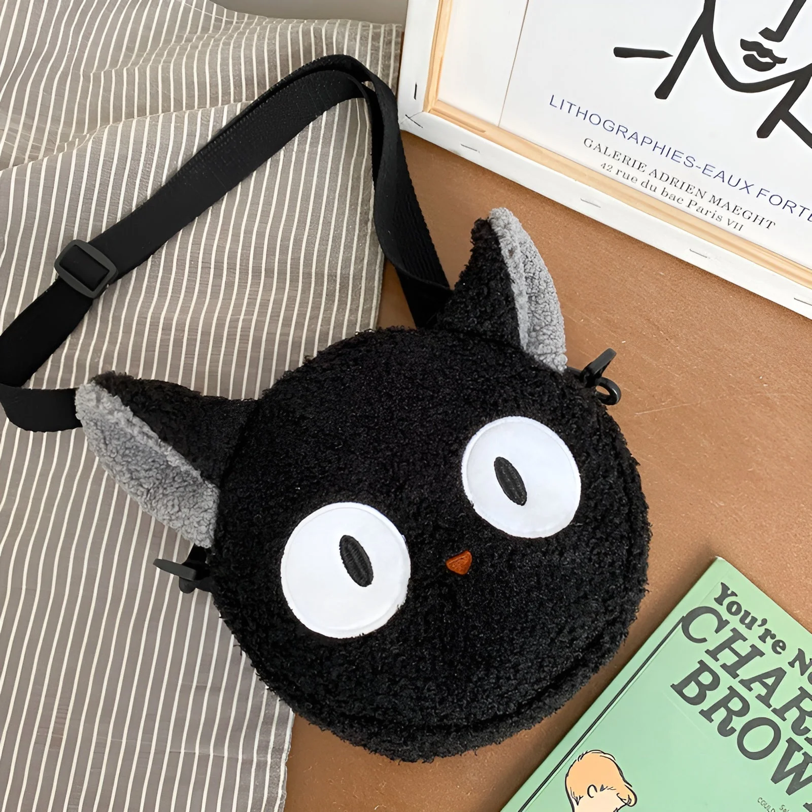 Jiji Crossbody Bag