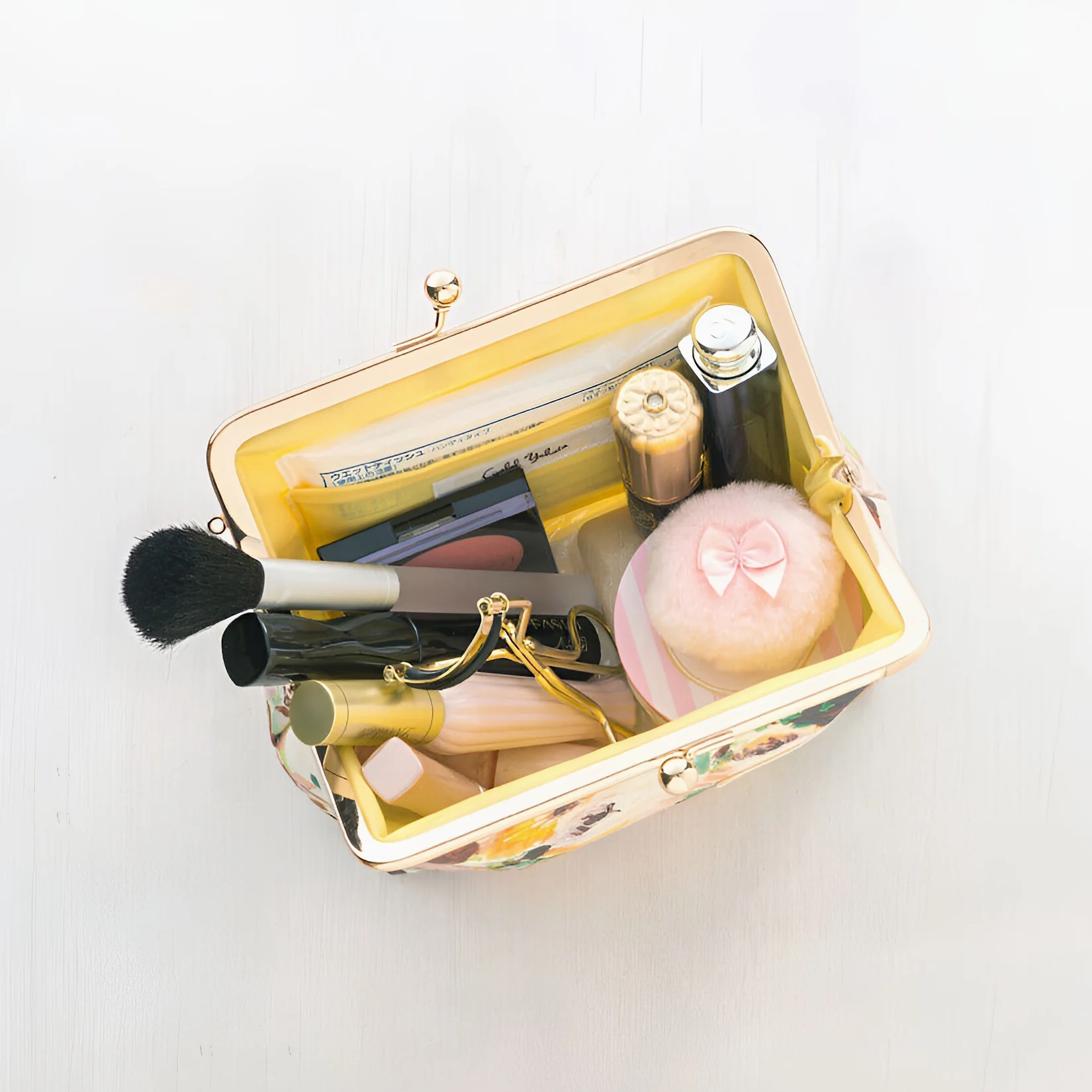 Sanrio x Liberty Fabrics Kiss Lock Floral Frame Pouch