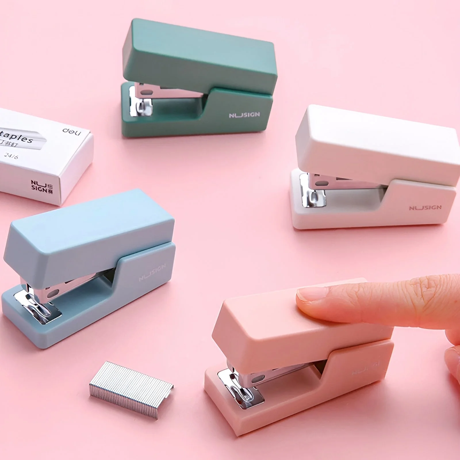 Sweet Stitch Mini Stapler