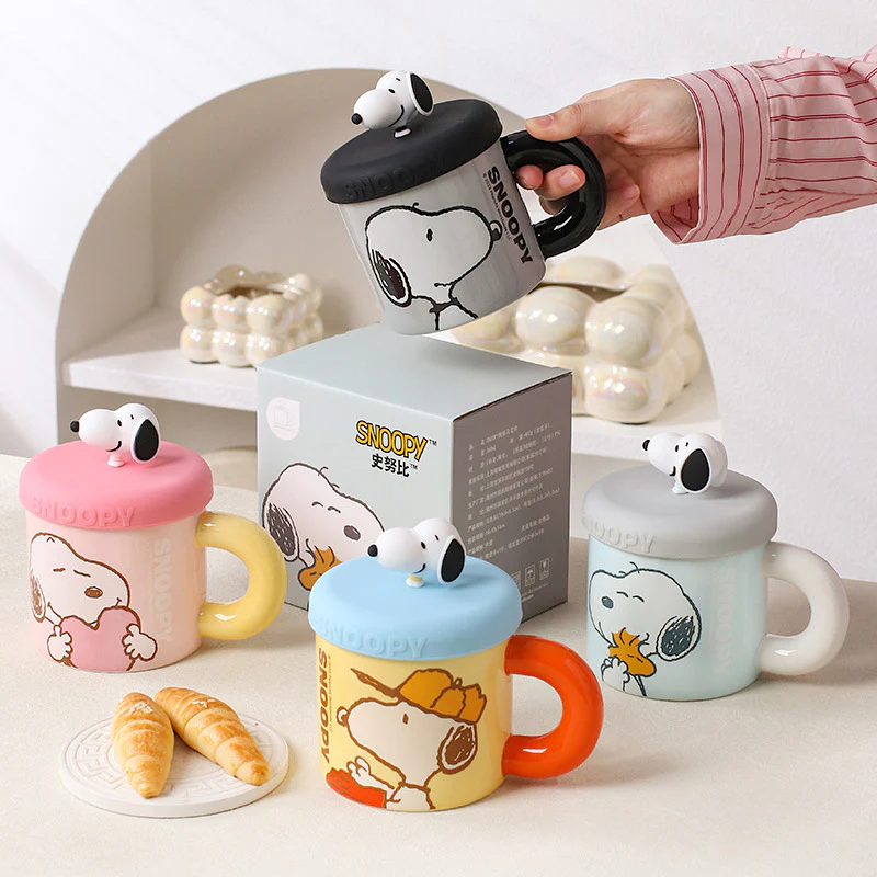 Snoopy Hug Mug