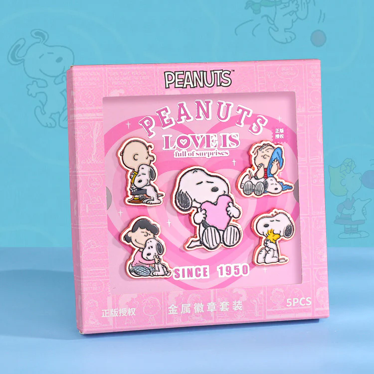 Peanuts Snoopy Enamel Pins