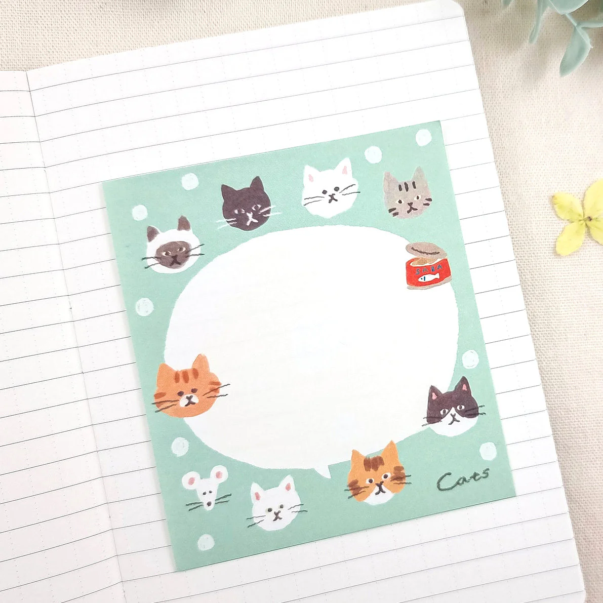 Four Design Note Pad with Cats