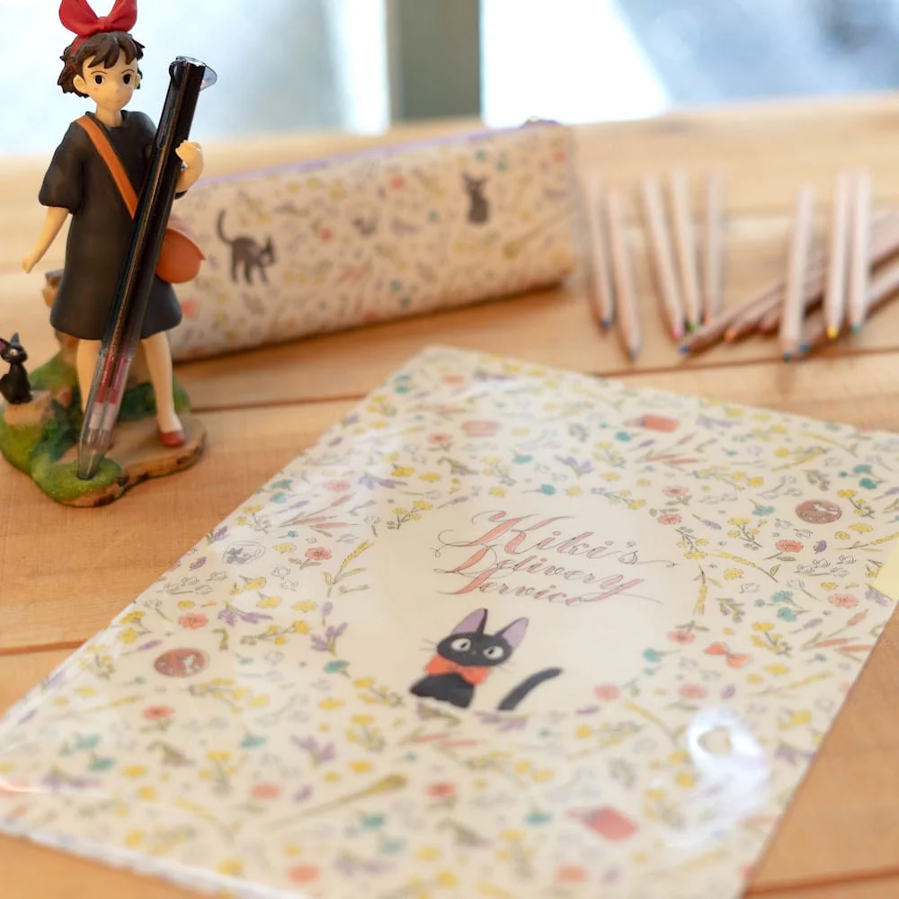 Enchanted Folder With Dividers Flowers