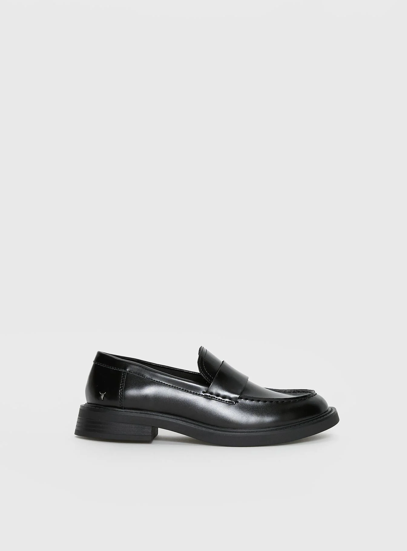 Windsor Smith Yearn Loafers Black
