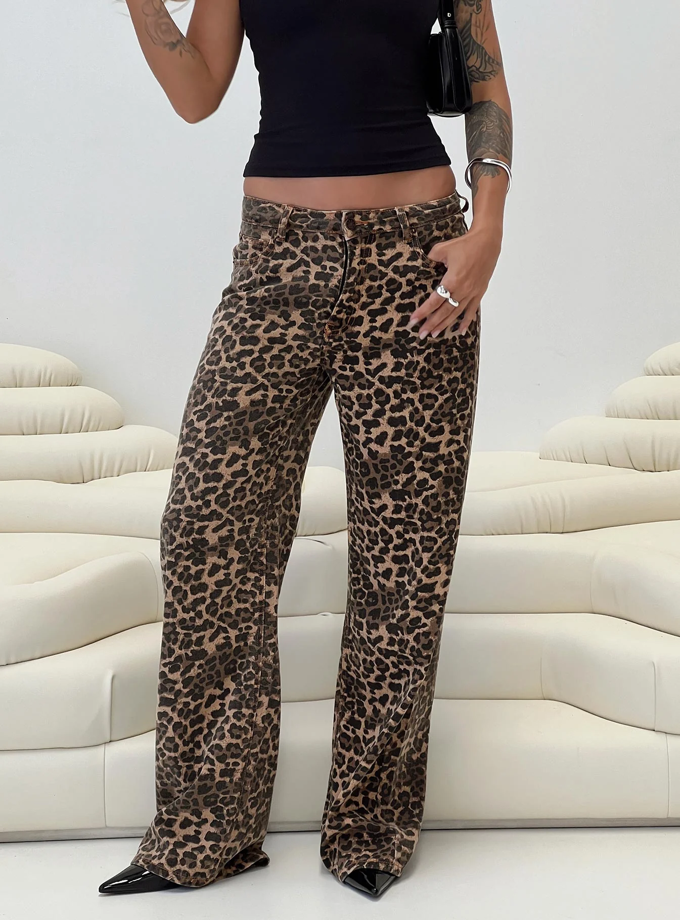 Top Model Low Rise Straight Leg Jeans Leopard