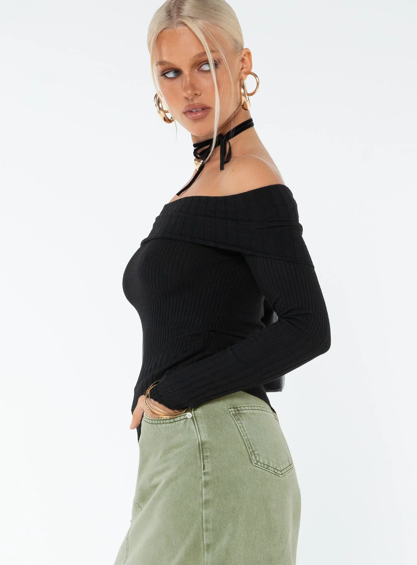 Wyandra Off The Shoulder Knit Sweater Black
