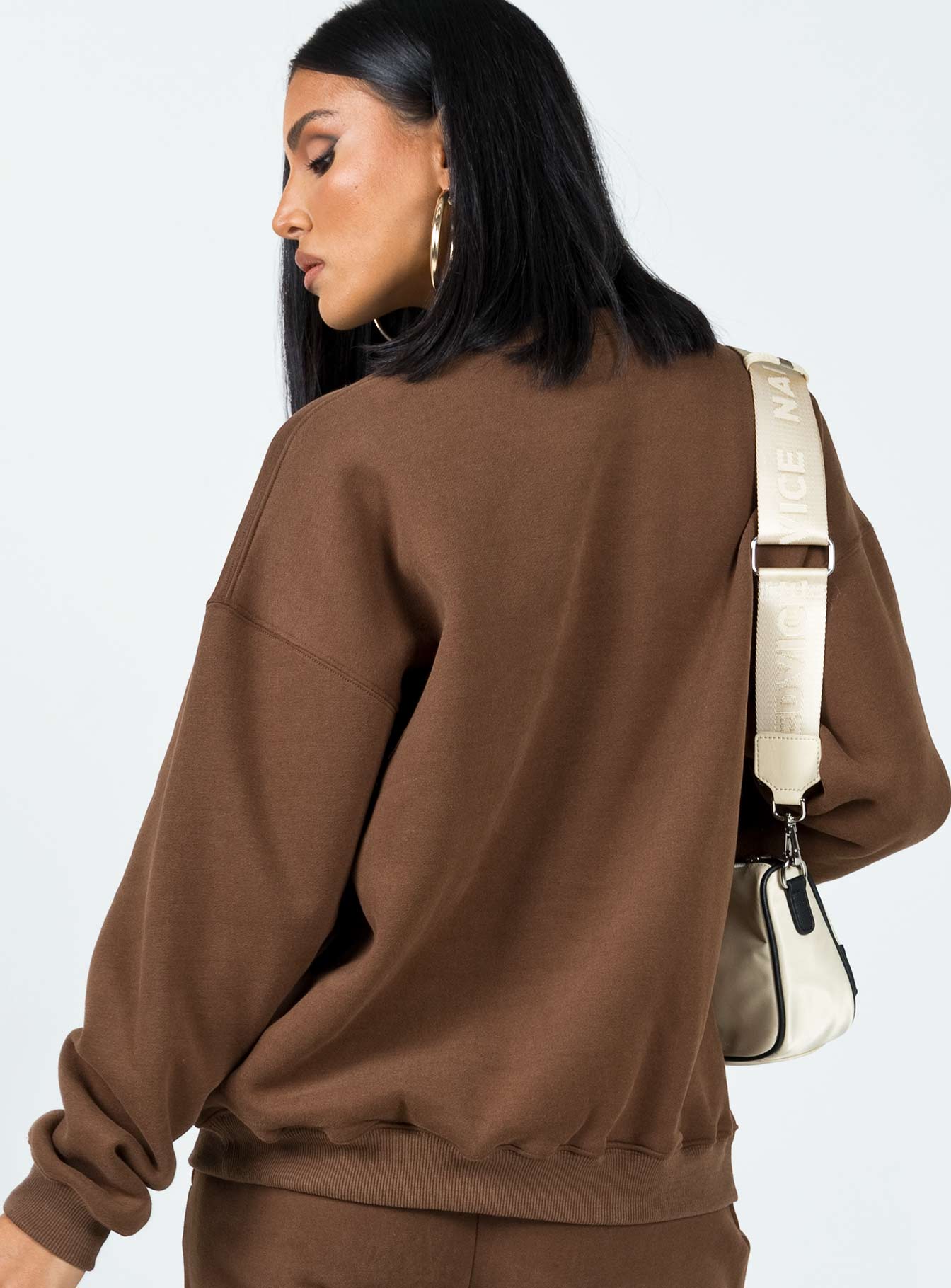 Club Basic Crewneck Sweatshirt Brown