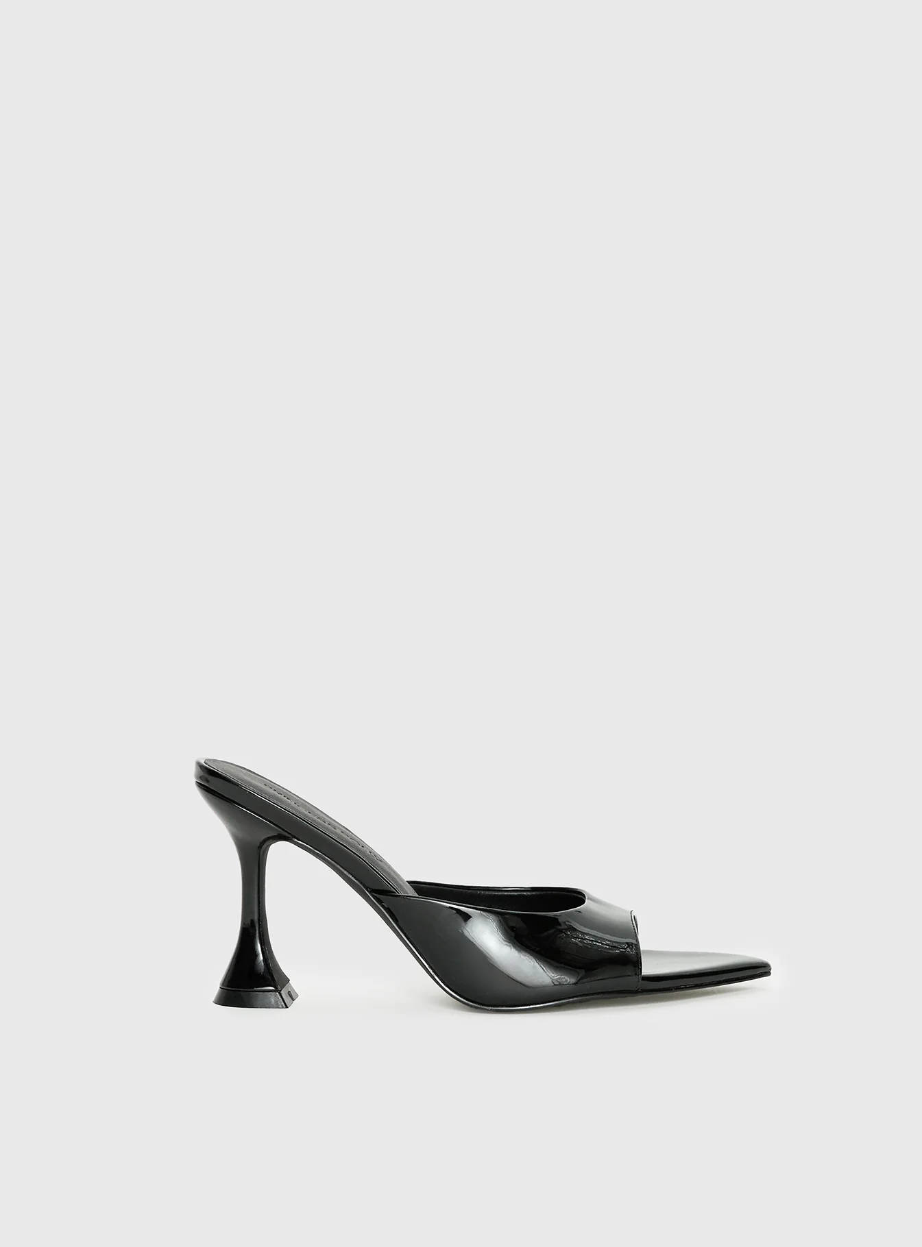Let Love In Peep Toe Heels Black