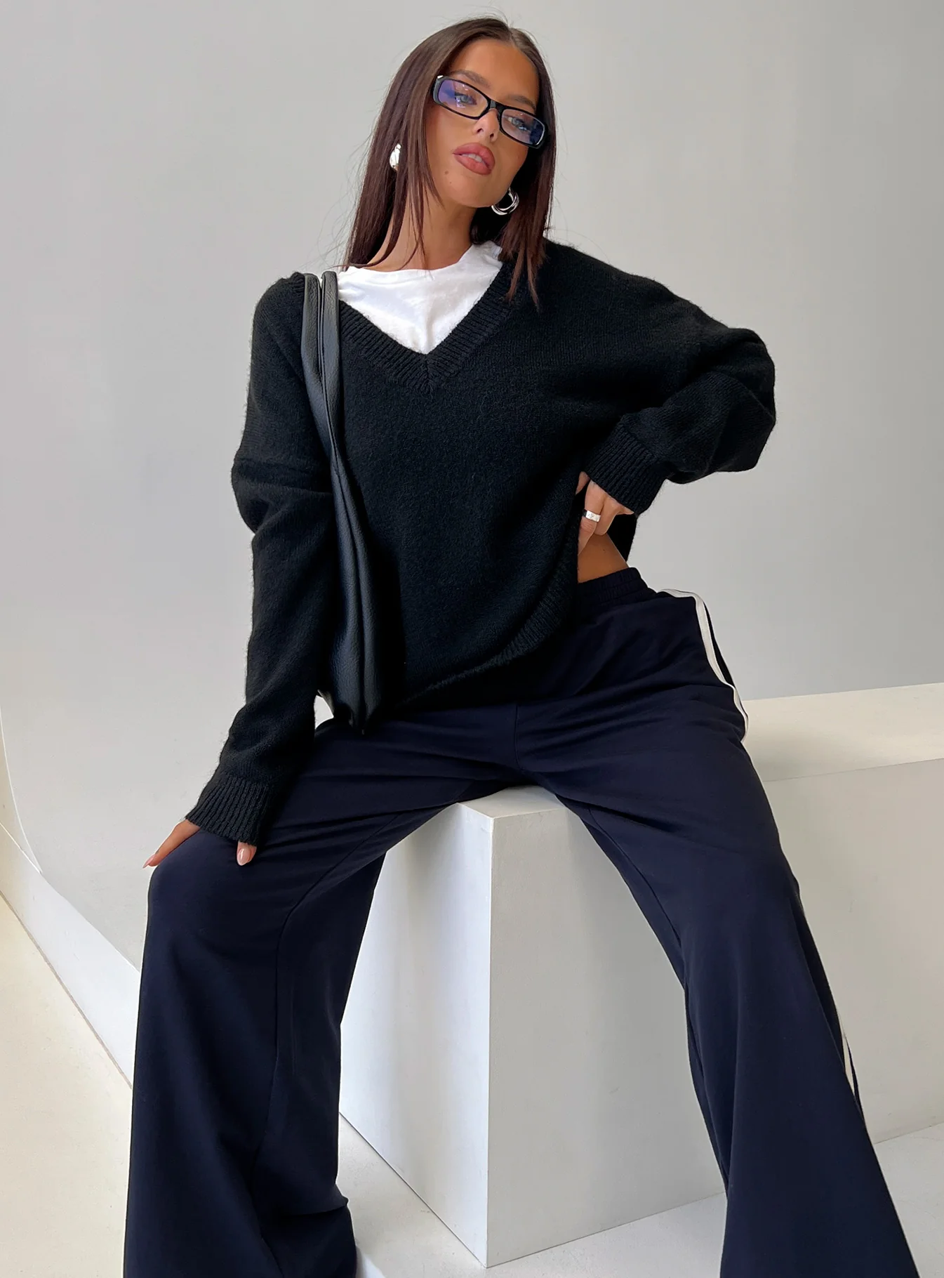 Stay The Night V Neck Knit Sweater Black