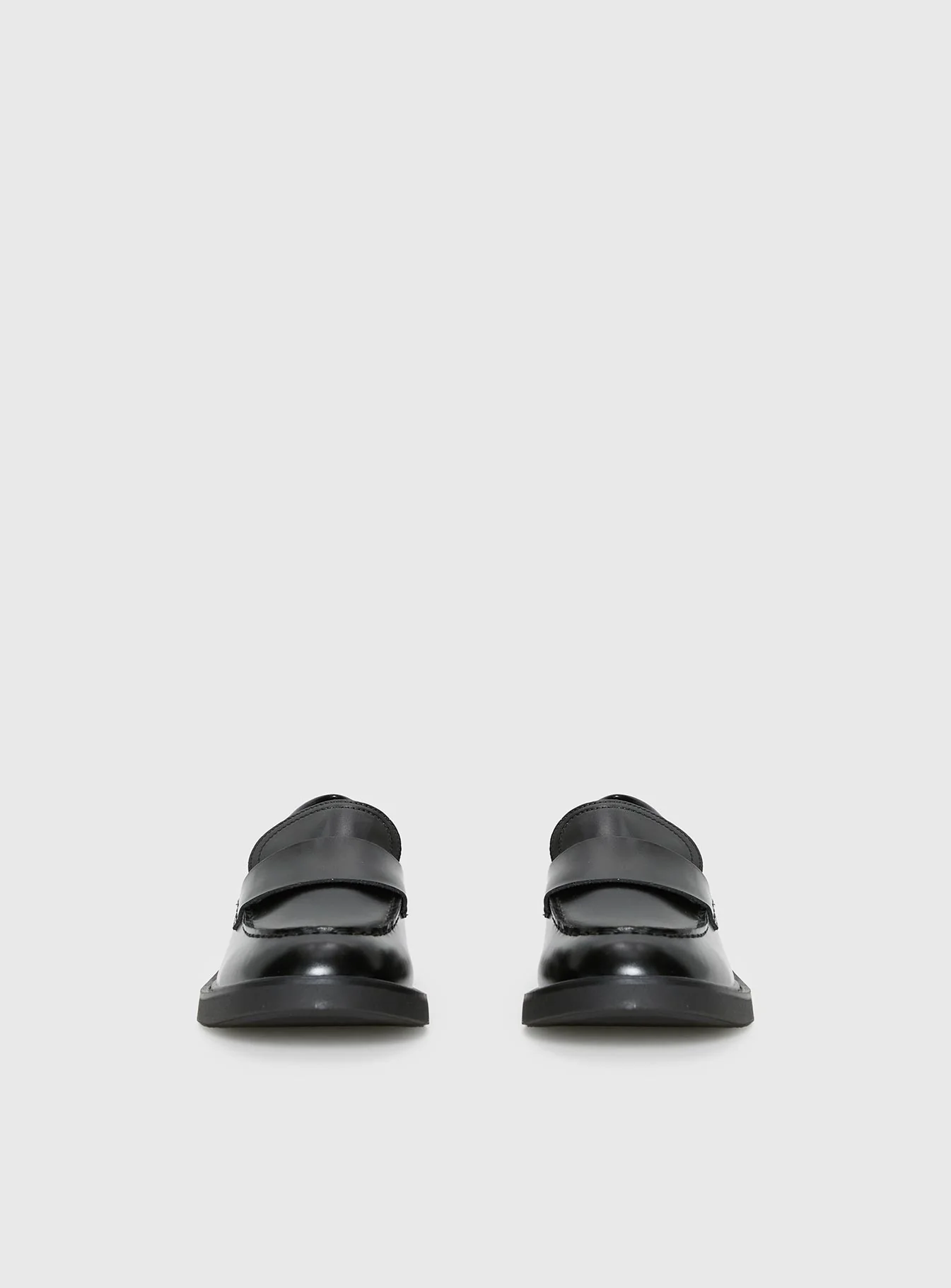 Windsor Smith Yearn Loafers Black