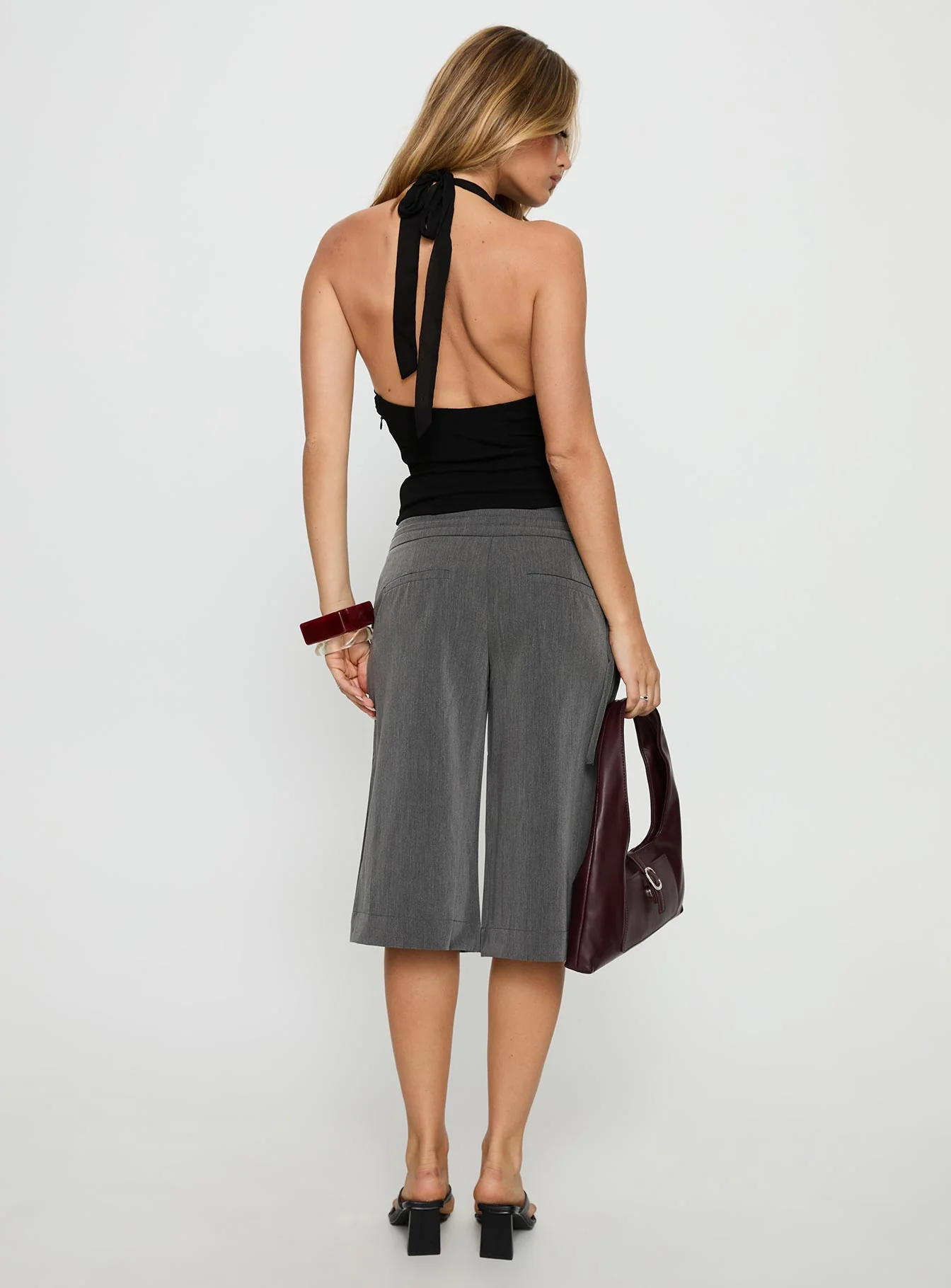 Rakelle 3/4 Tailored Shorts Dark Grey