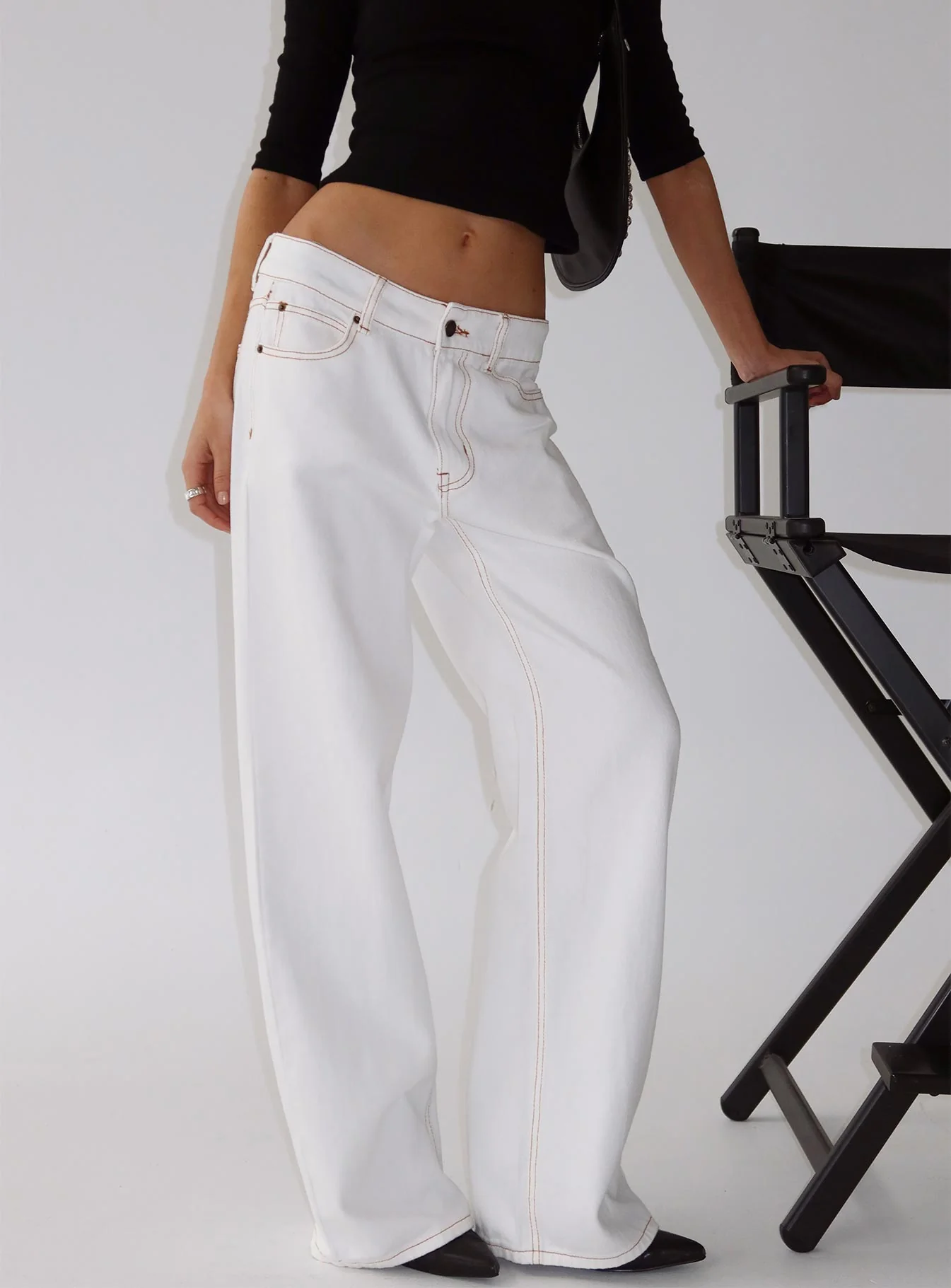 Top Model Low Rise Straight Leg Jeans Porcelain